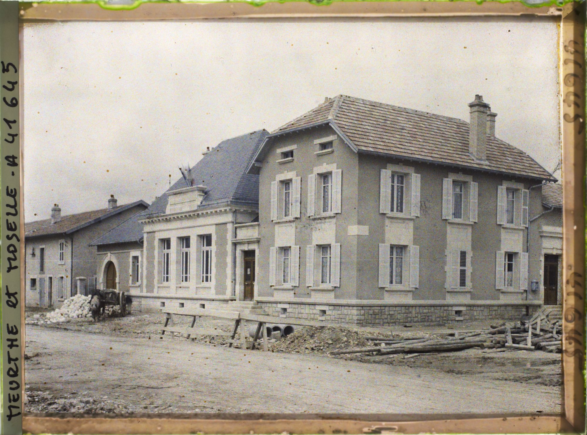 Image représentant France, Flirey, La Mairie et l'Ecole