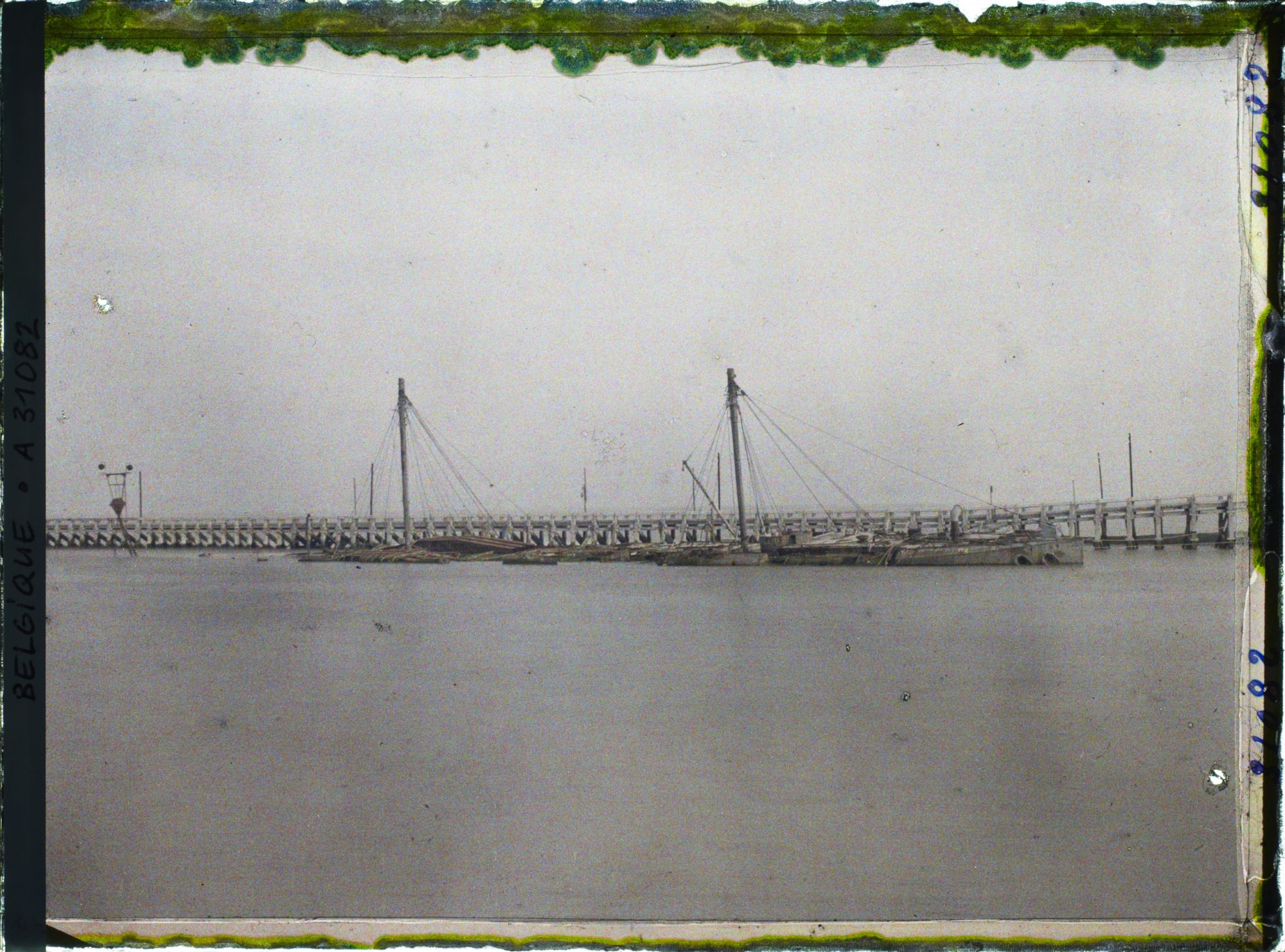 Image représentant Belgique, Ostende, Le Vindictive dans le Chenal