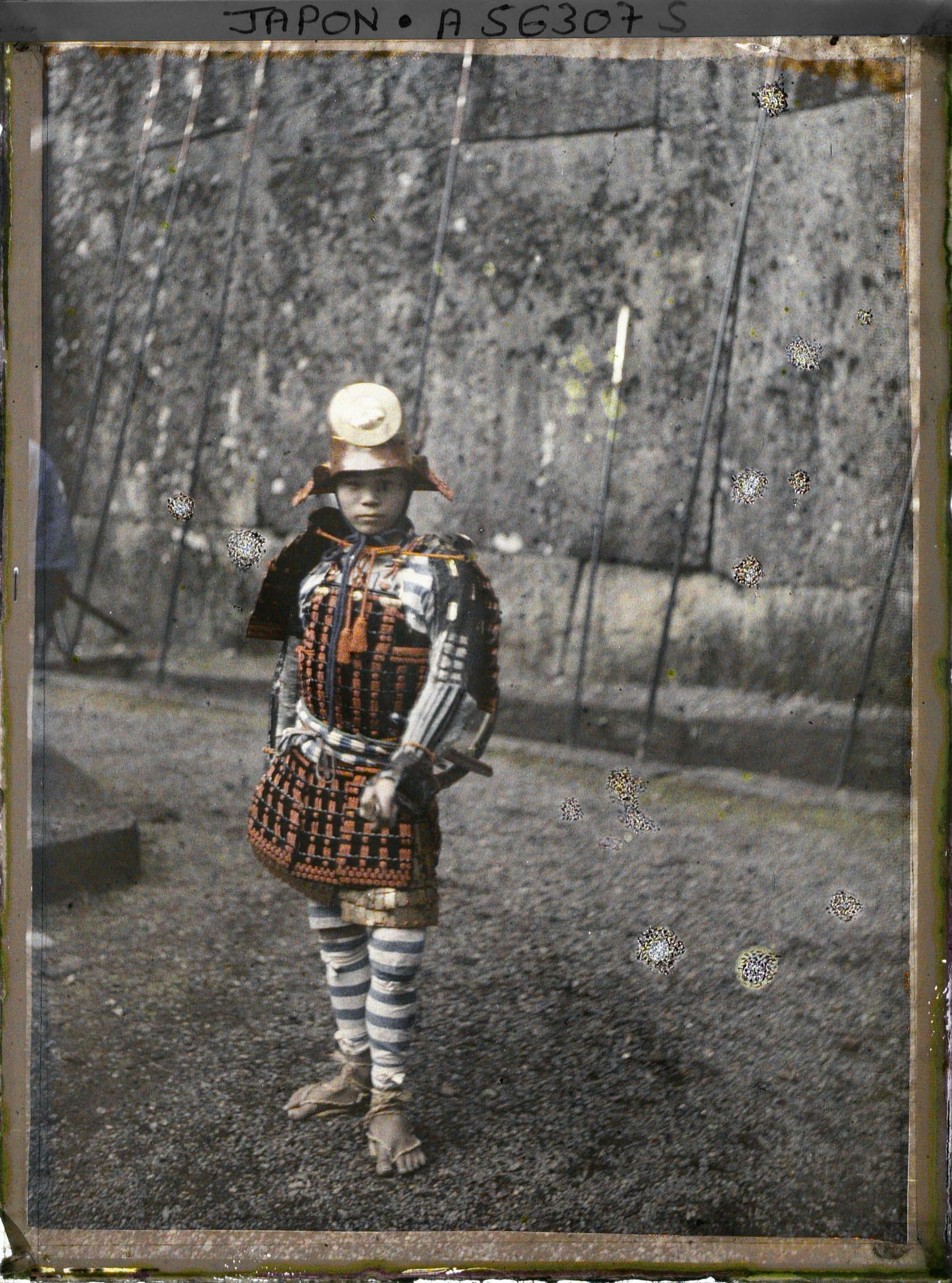 Image représentant Personnage en armure de Bushi (samouraï), de l'époque d'Edo, lors de la fête du sanctuaire Tôshôgu
