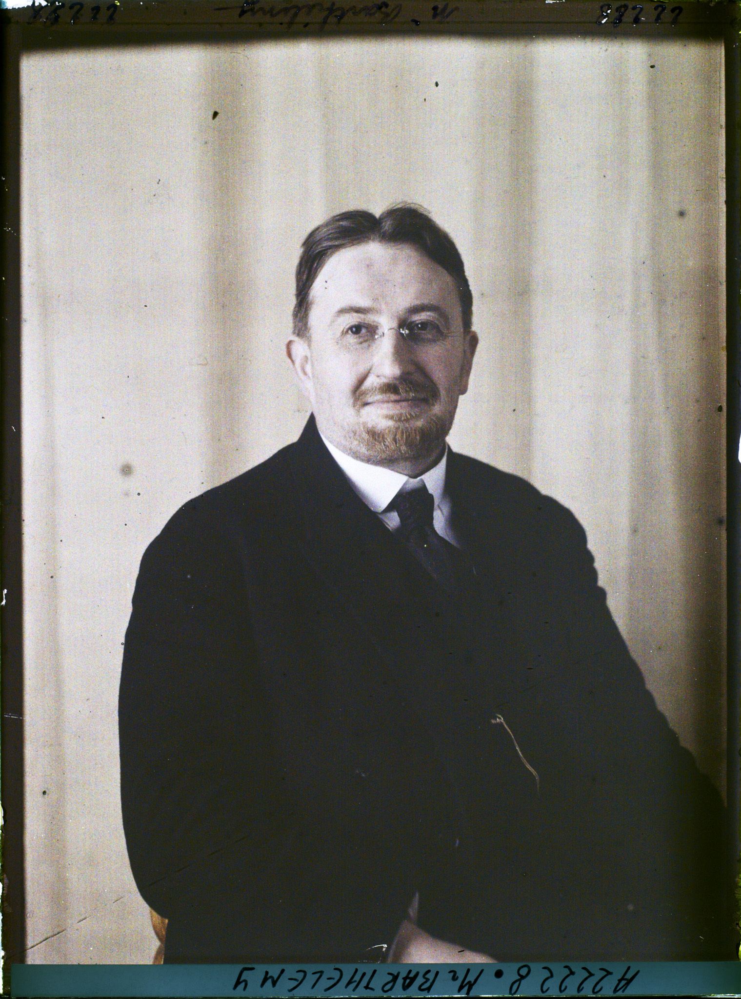 Image représentant Monsieur  https://musee-albert-kahn.s-museum.fr/home/NWQ2OTAwYzNmYjZlZTk1ZWQwODJmMjY4L2dlbmVyaWMtbm90aWNlLXRhYi9hdXRob3JpdHkvNjE3YTc5ZjVjZjhiODk2OGIzMzM3ZDIx/5d6900c3fb6ee95ed082f268/generic-notice-tab/authority/617a79ebcf8b8968b33367f1 Joseph Barthélemy