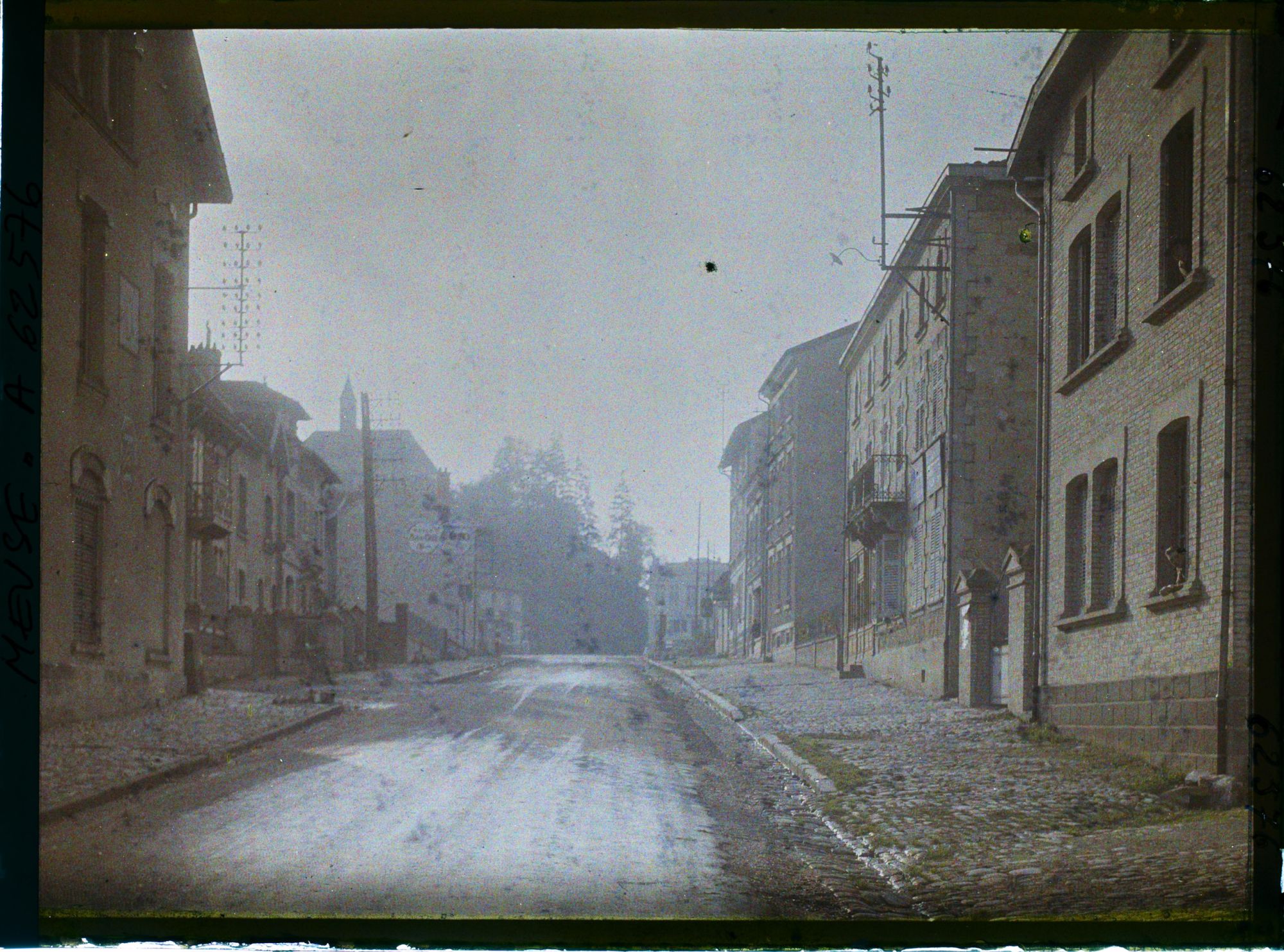 Image représentant France, Clermont-en-Argonne, Route d'Aubreville