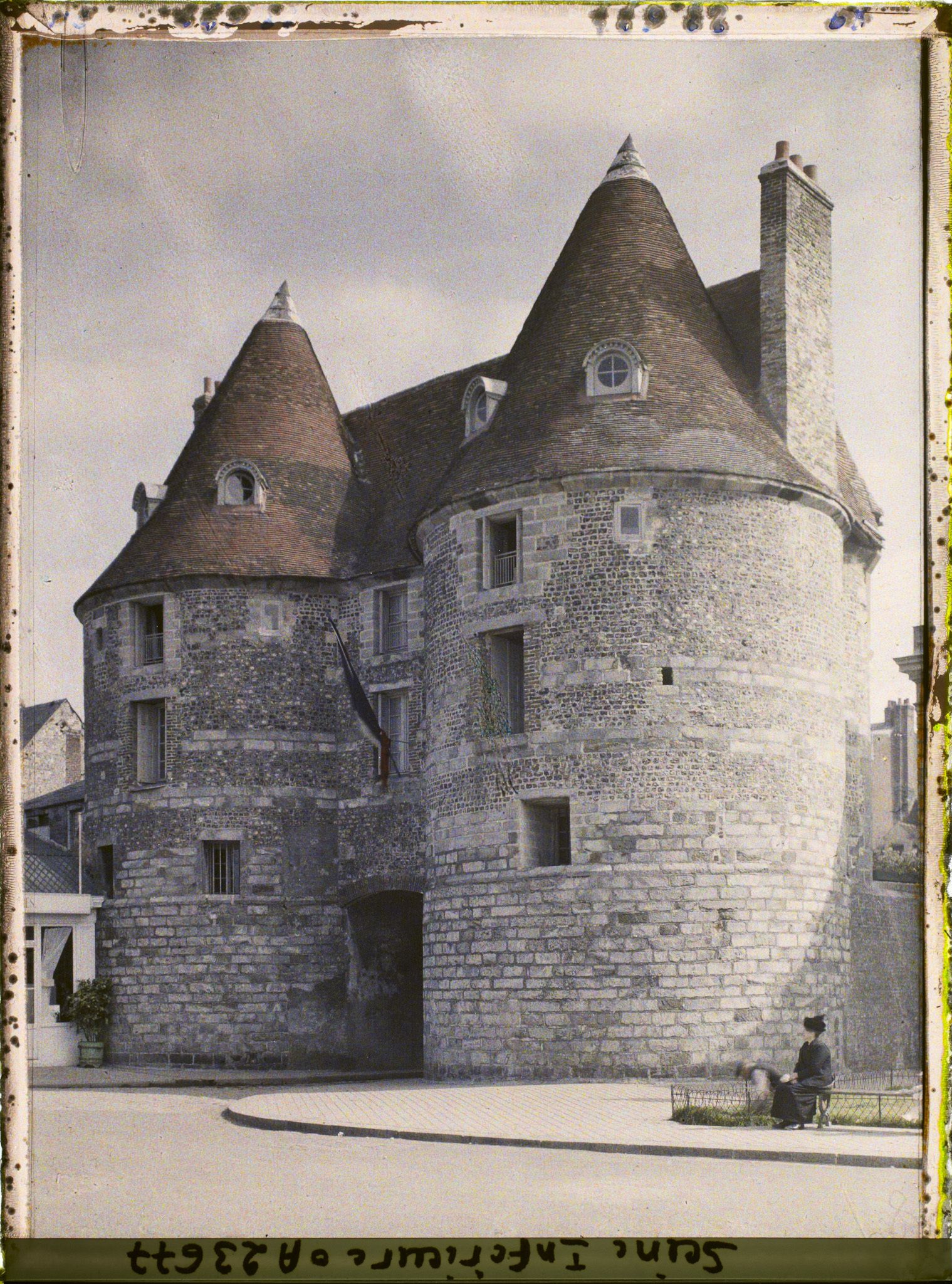 Image représentant La porte du Port d'Ouest