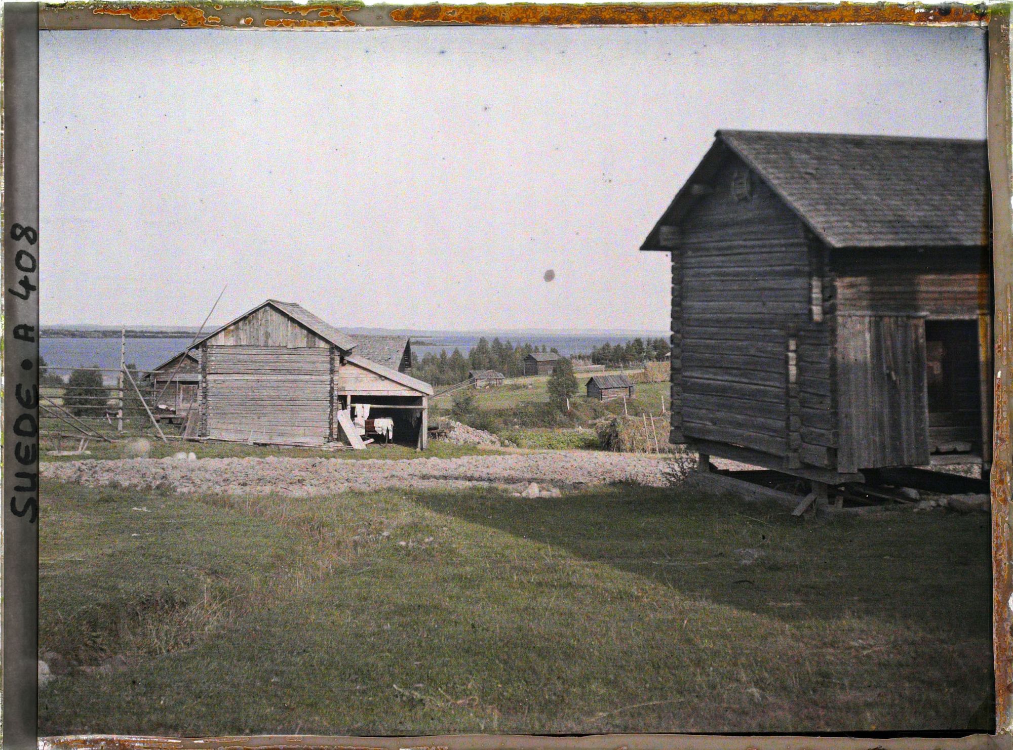 Image représentant Une partie de Gesunda, avec la pointe sud de Sollerön et le Siljan à l'arrière-plan