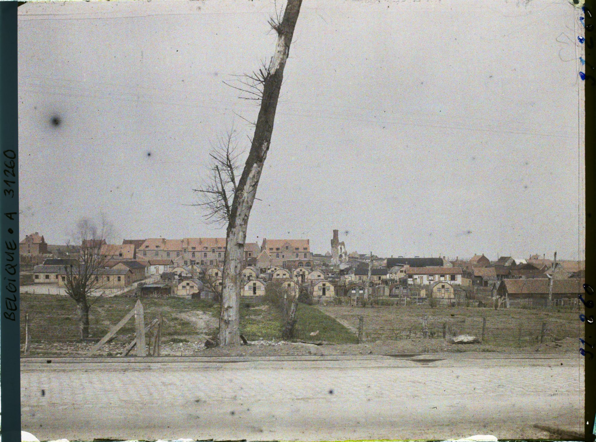 Image représentant Belgique, Kemmel, Le Village vu du Sud-Est