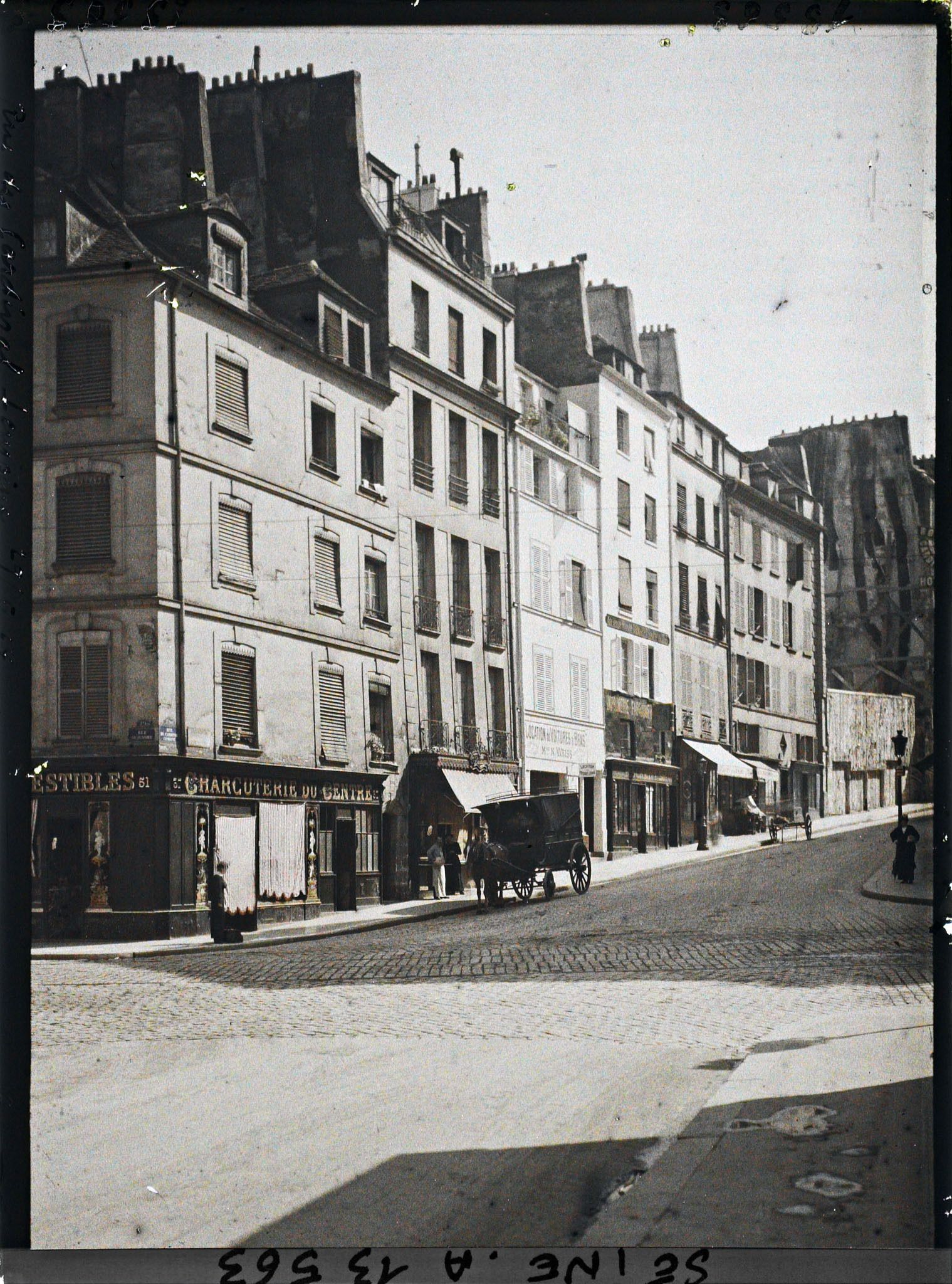 Image représentant L'angle des rues du Cardinal-Lemoine et de Jussieu