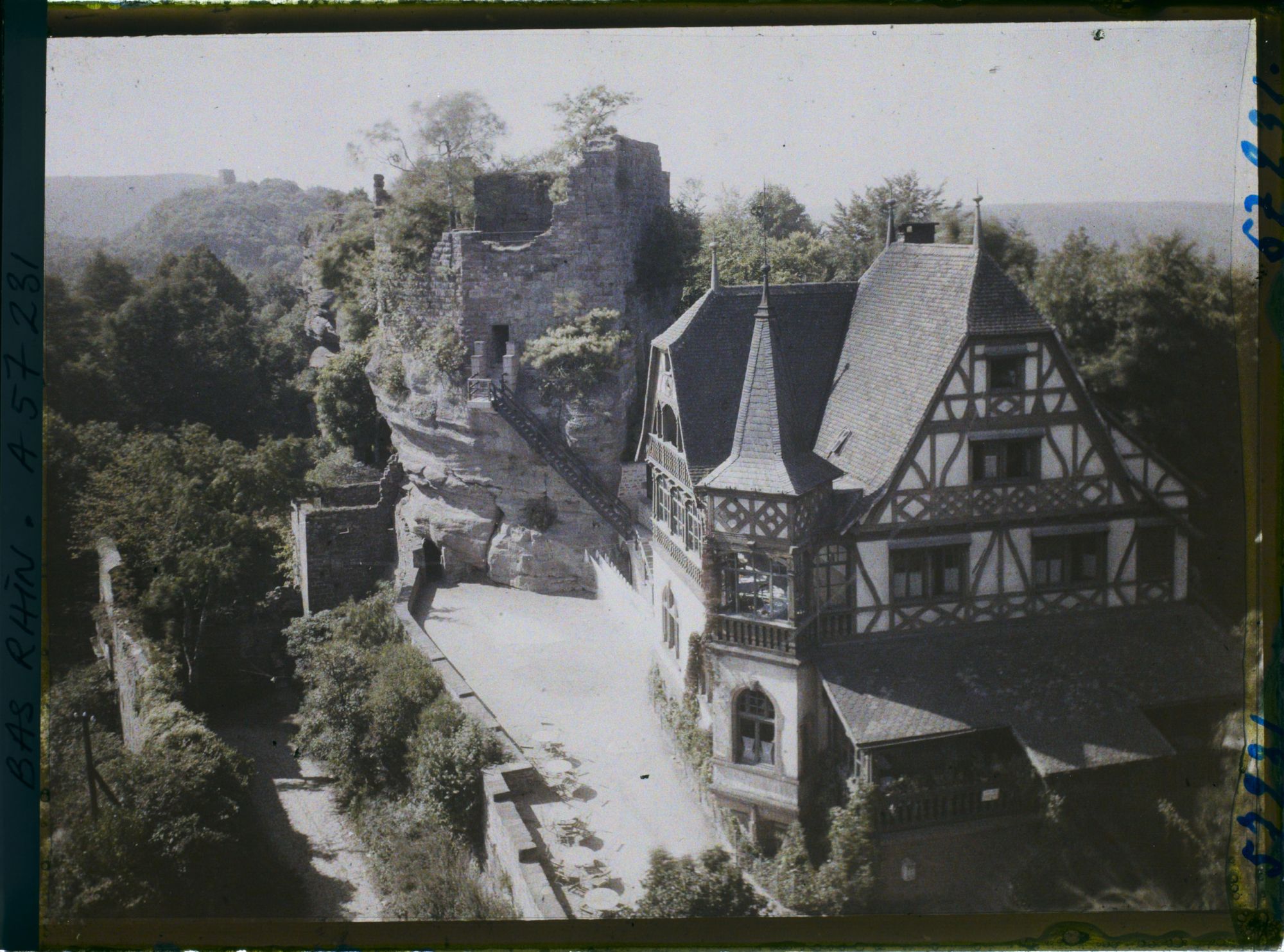 Image représentant Alsace, Saverne, Le Haut Bar et l'Hôtel