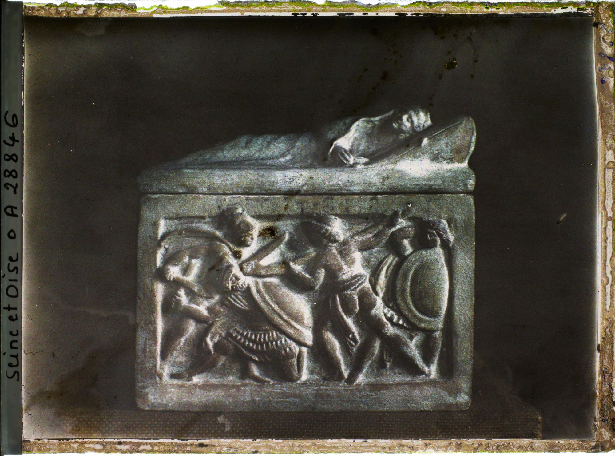 Image représentant Boite appartenant aux collections étrusques du musée de Sèvres