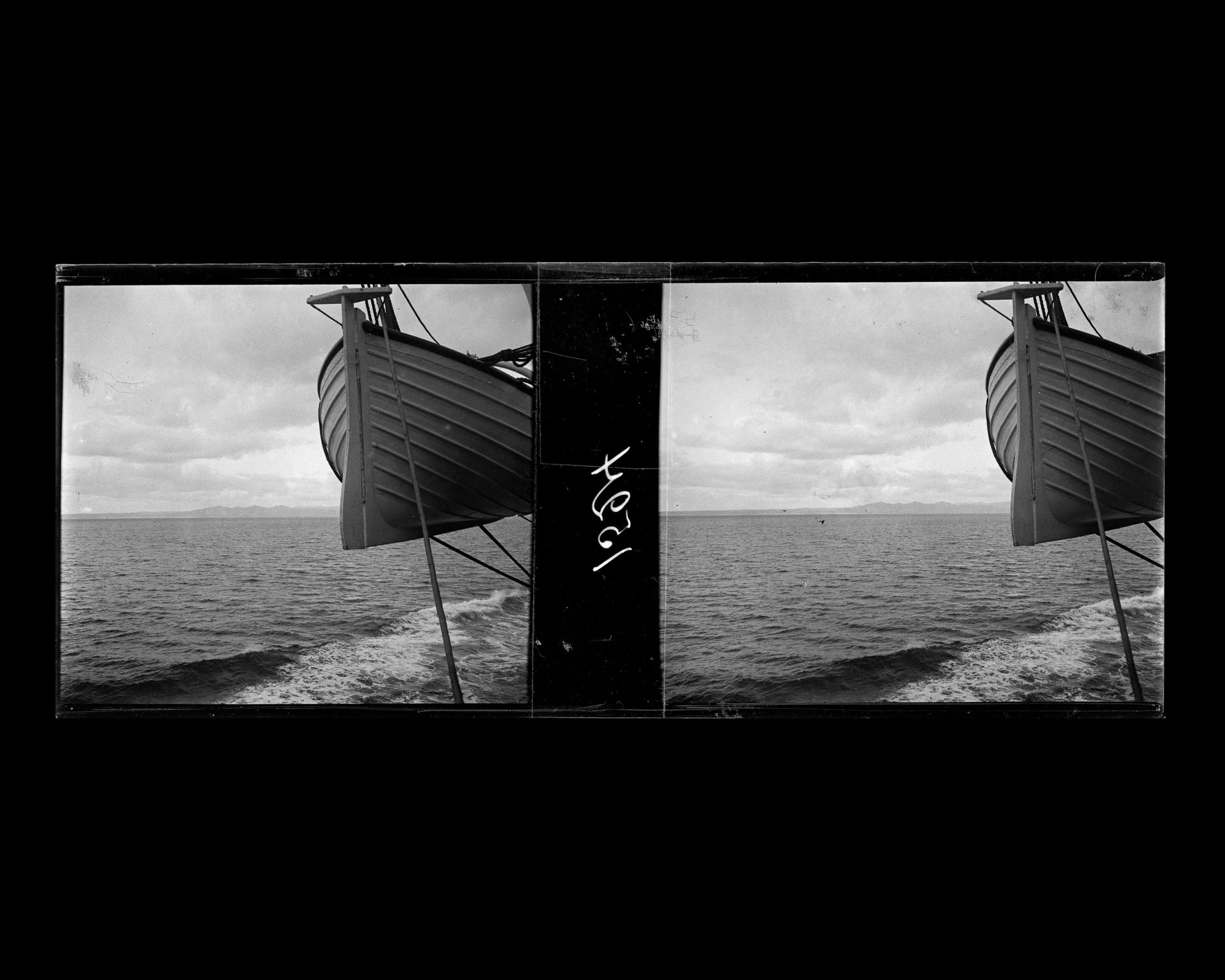 Image représentant Les côtes du Japon vues depuis le steamer "Koréa"