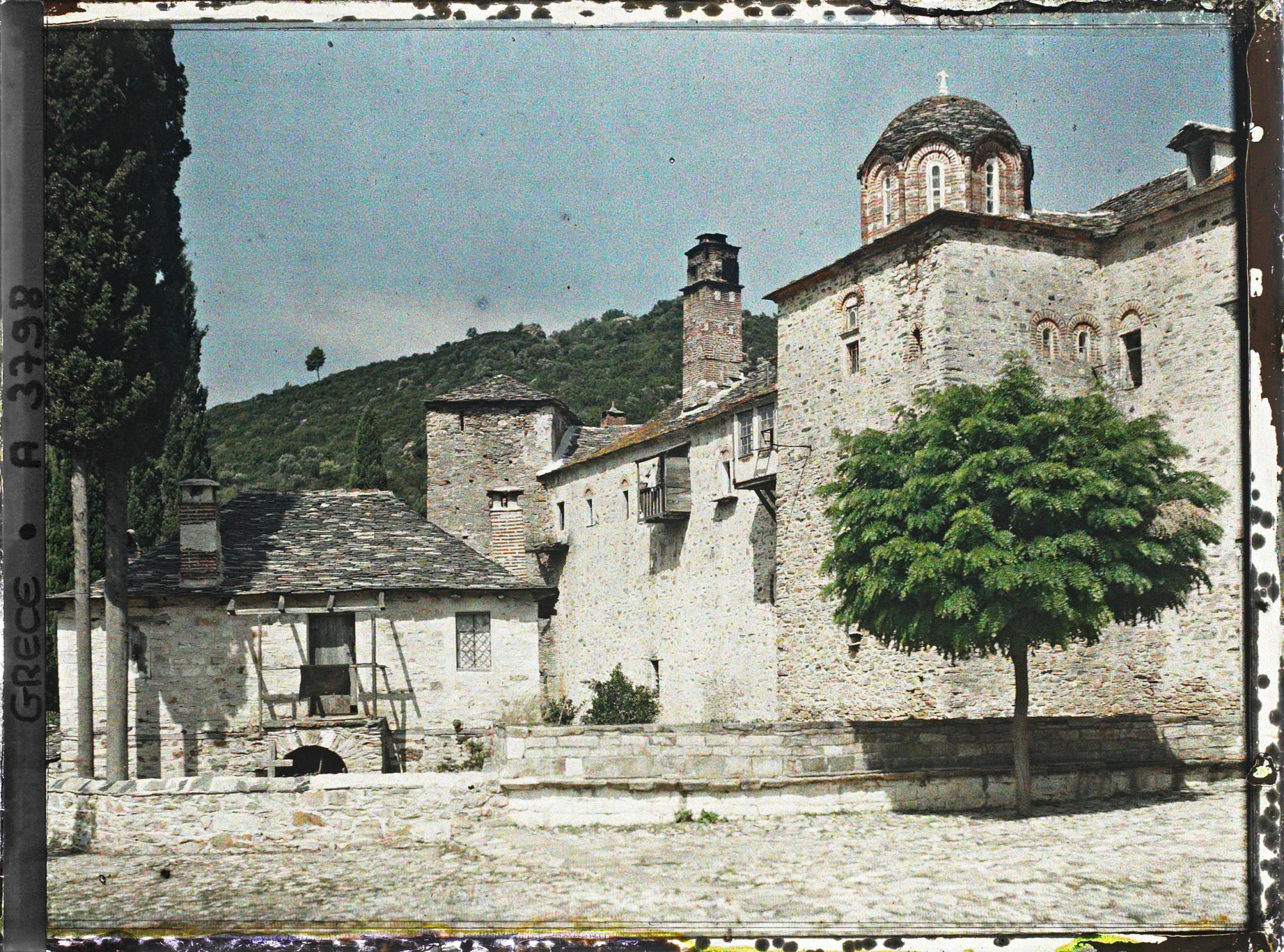Image représentant Mont Athos, Esphiguemenou, Extérieur du Monastère d'Esphiguemenou