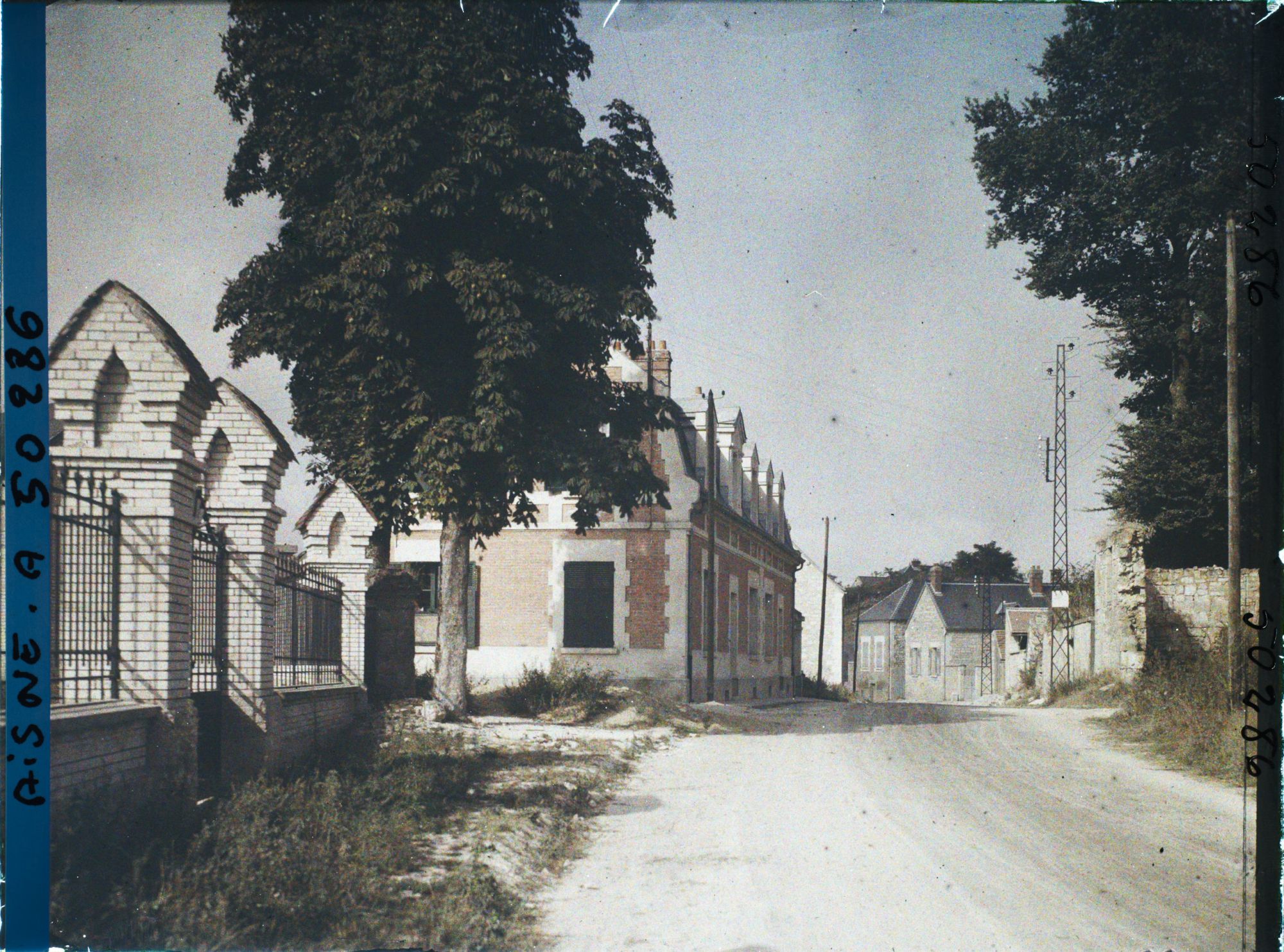 Image représentant France, Missy s/ Aisne, Entrée Est du Village