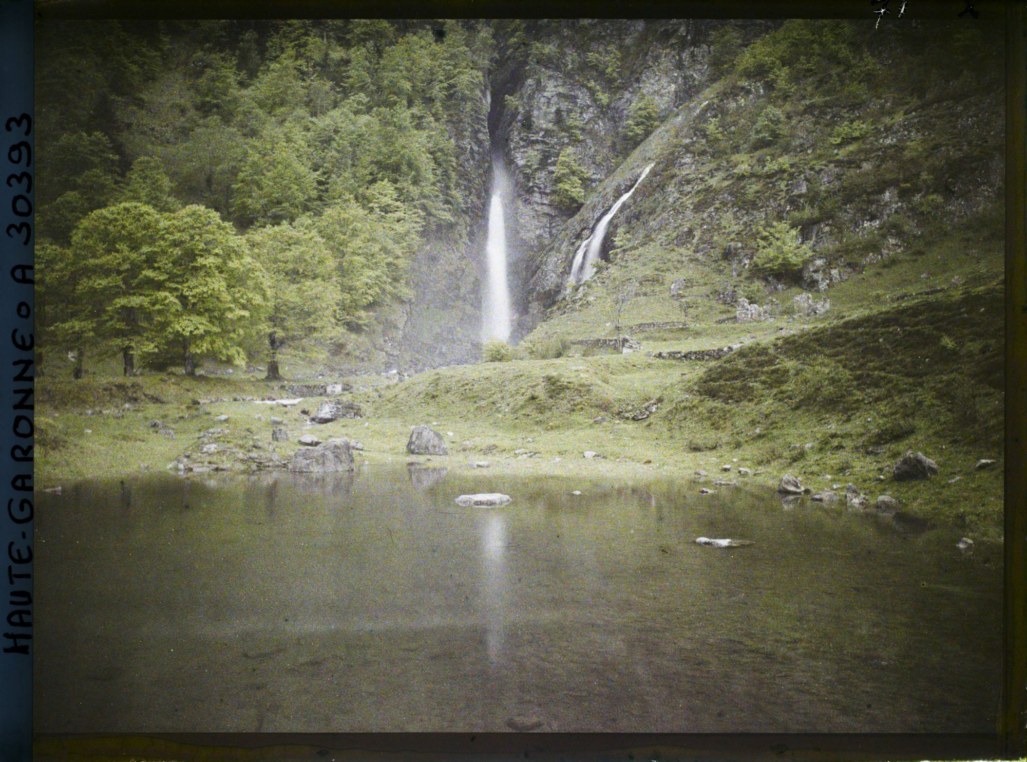 Image représentant France, Bagnères de Luchon, Cascade d'Enfer