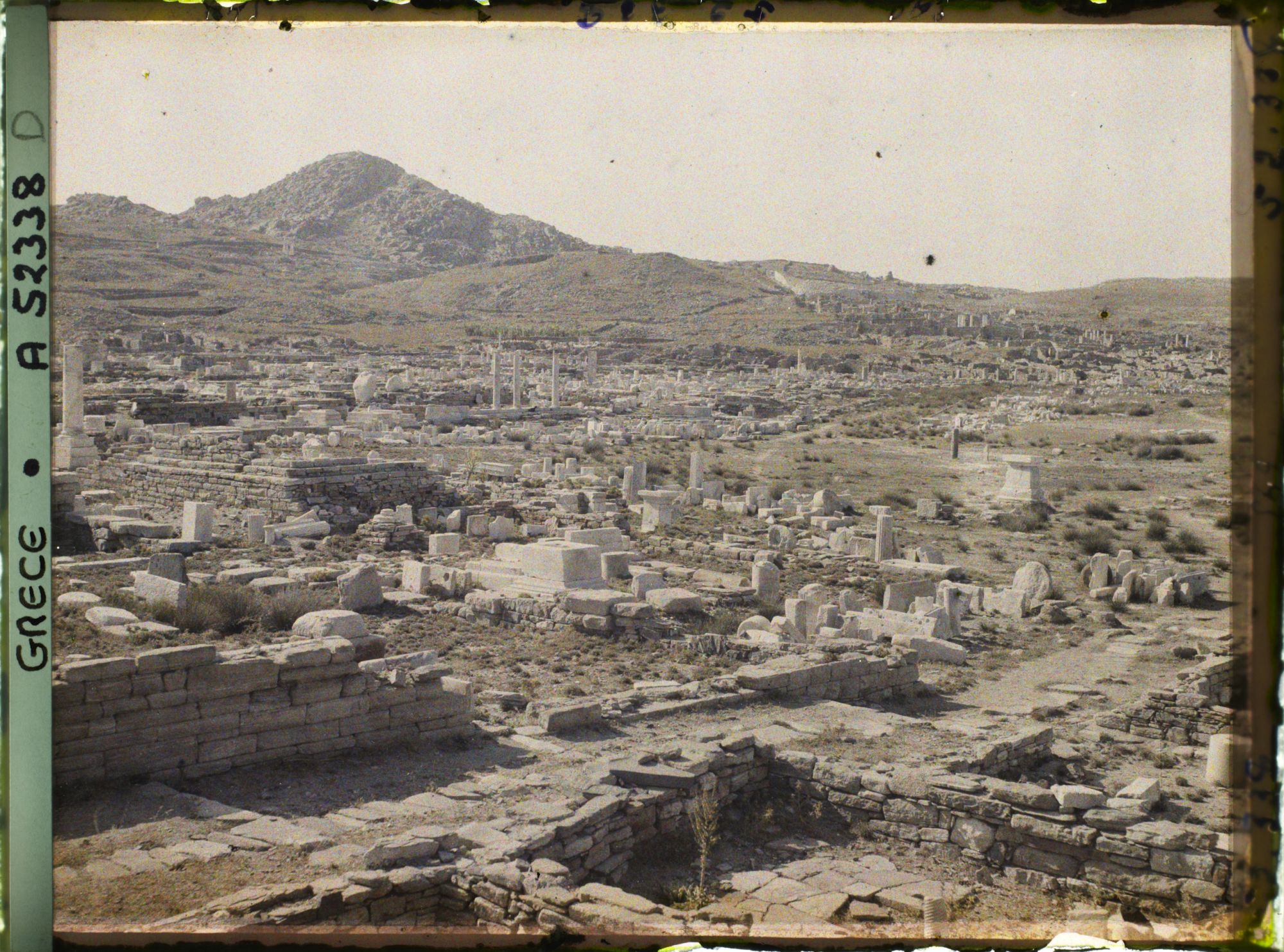Image représentant Vue d'ensemble prise au bord de la Mer