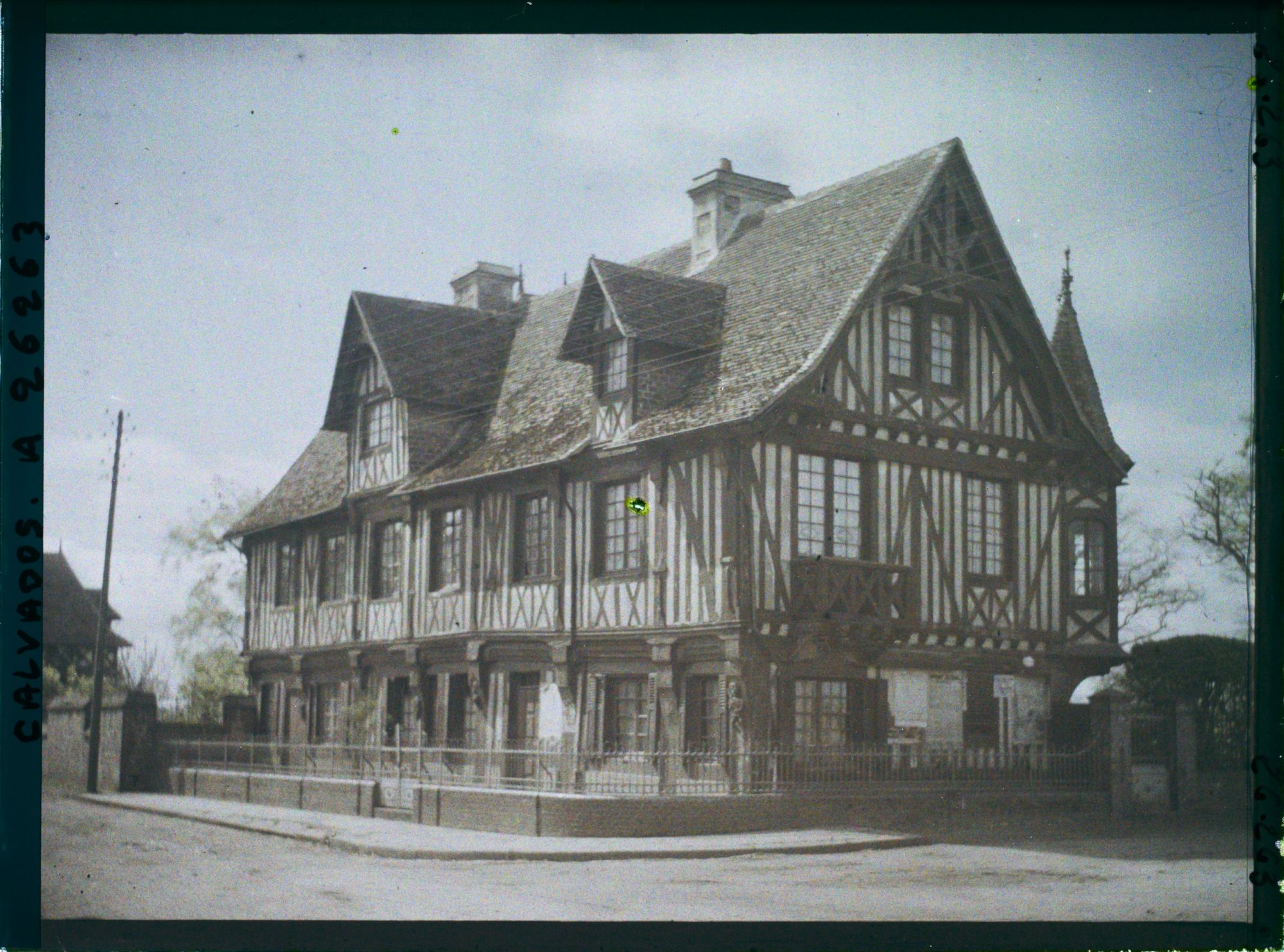 Image représentant Vieille maison du XVe siècle