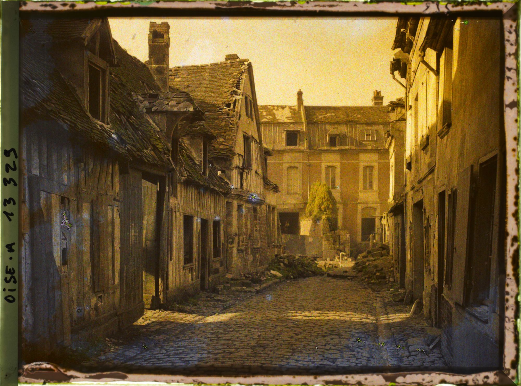 Image représentant France, Noyon, Vieille Rue