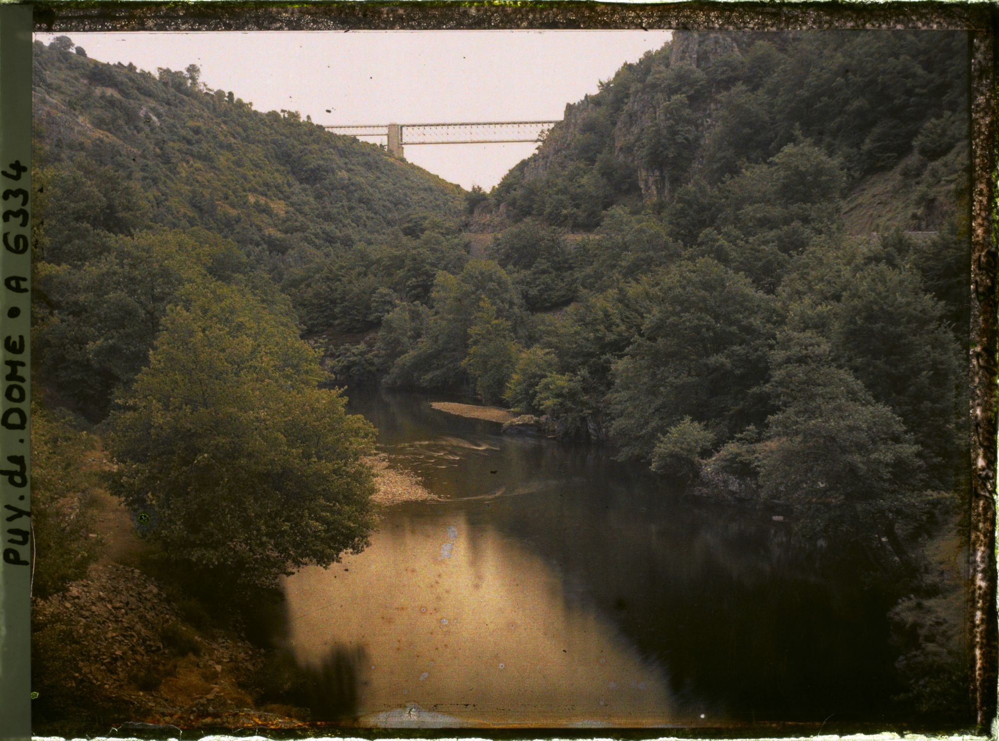 Image représentant France, Viaduc des Fades