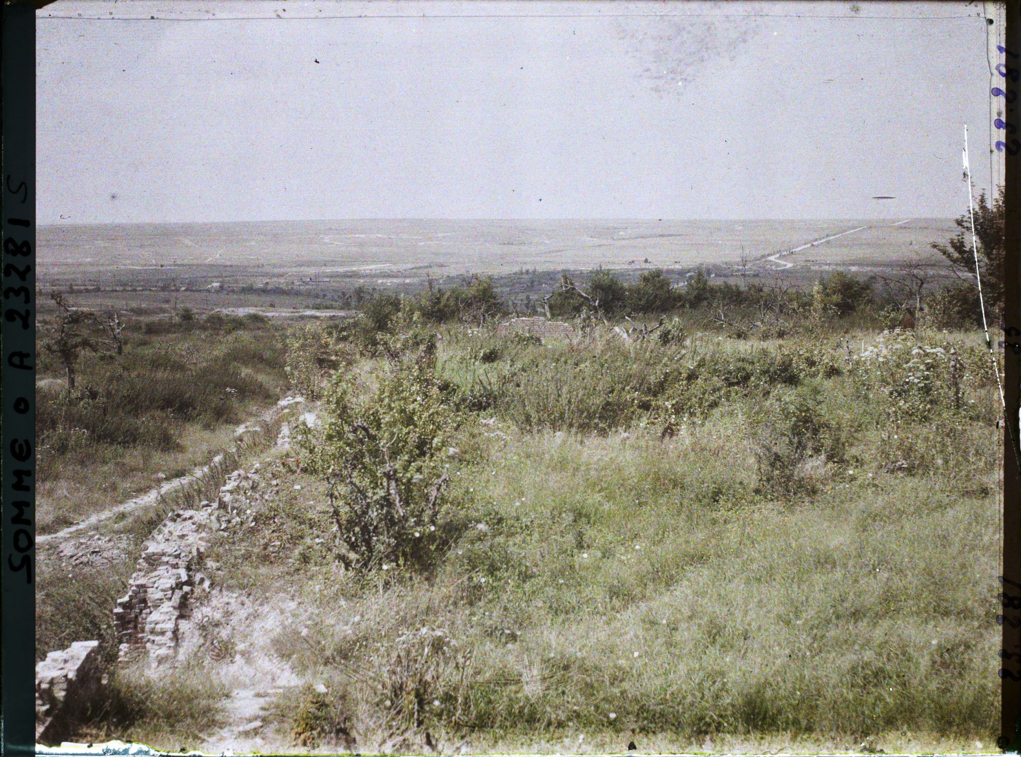 Image représentant France, Mt St Quentin, Panorama près du Mt St Quentin vers Feuillancourt et le Canal du Nord