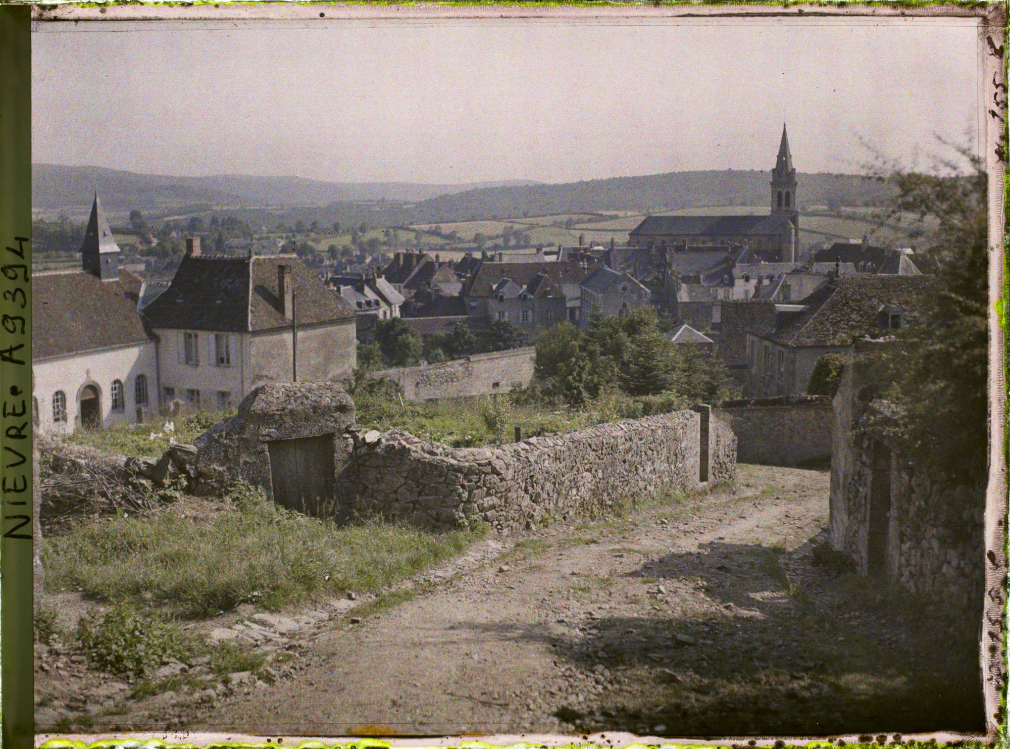 Image représentant Vue du village avec l'église Saint-Romain