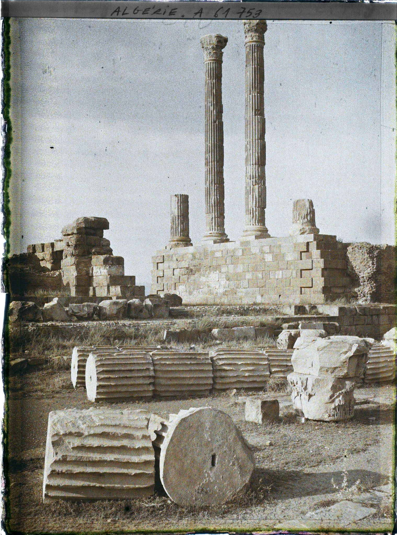 Image représentant Algérie, Timgad, Le Capitole