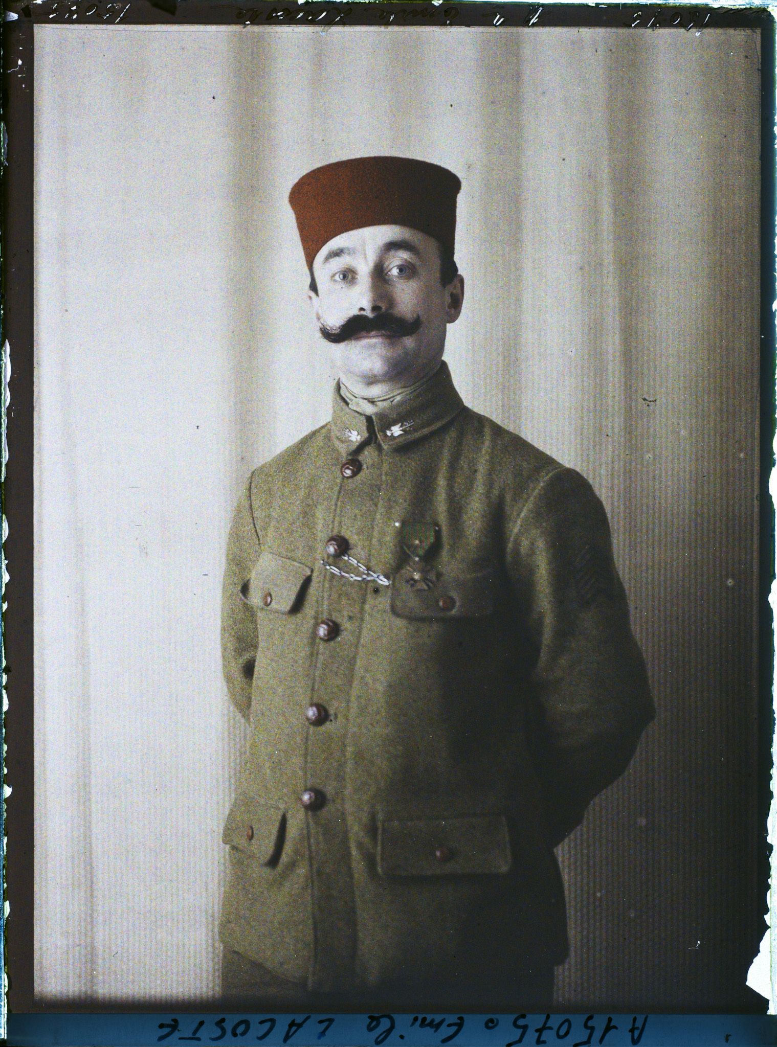 Image représentant Monsieur  https://musee-albert-kahn.s-museum.fr/home/NWQ2OTAwYzNmYjZlZTk1ZWQwODJmMjY4L2dlbmVyaWMtbm90aWNlLXRhYi9hdXRob3JpdHkvNjE3YTc5ZjVjZjhiODk2OGIzMzM3ZDIx/5d6900c3fb6ee95ed082f268/generic-notice-tab/authority/617a79ebcf8b8968b3337096 Emile Lacoste