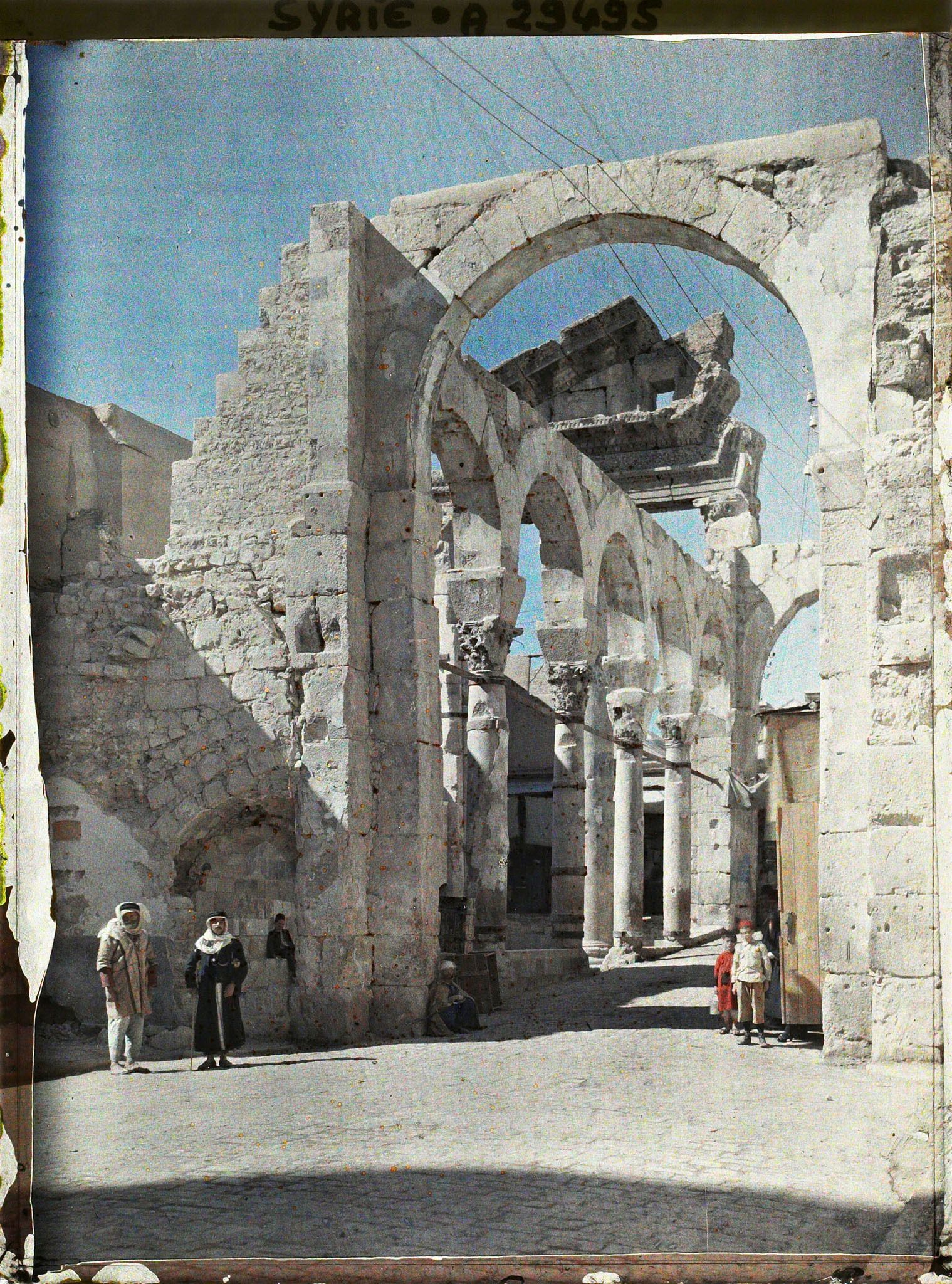 Image représentant Vestiges antiques menant à la mosquée des Omeyyades