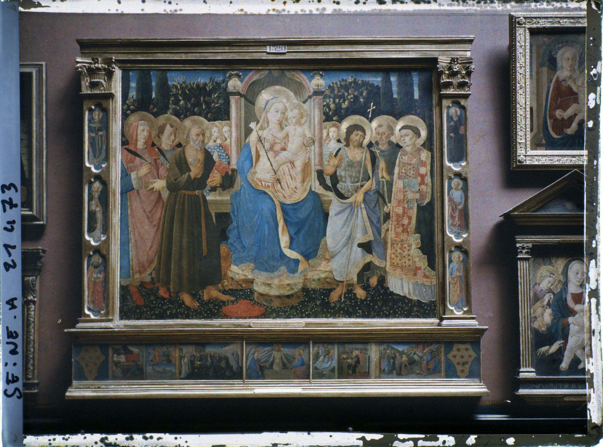 Image représentant La Vierge, l'Enfant et les Saints (école de Fra Angelico ?), musée du Louvre