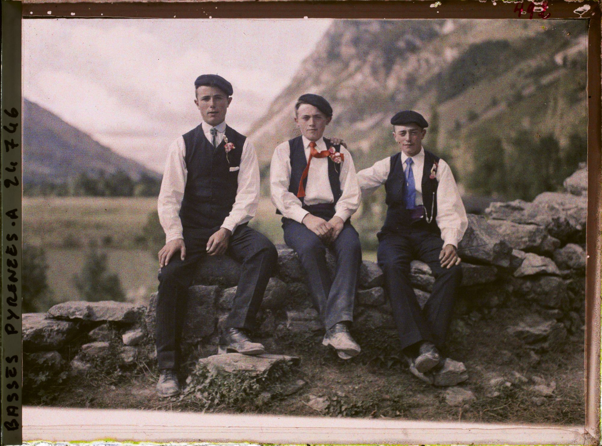 Image représentant France, Vallée d'Ossau, Vallée d'Ossau Types Ossalois ; paysans ossalois