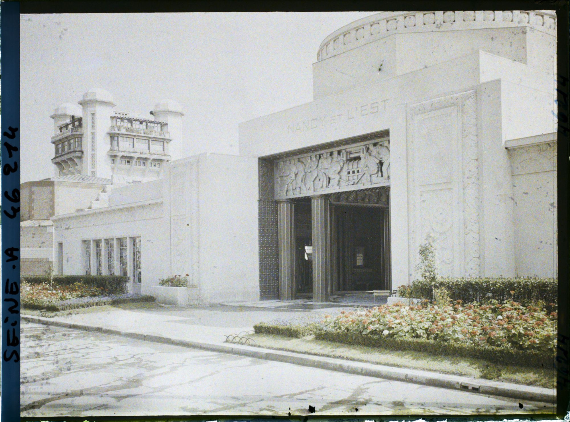 Image représentant L'exposition des arts décoratifs, Pavillon de Nancy et de l'Est et tour de Champagne