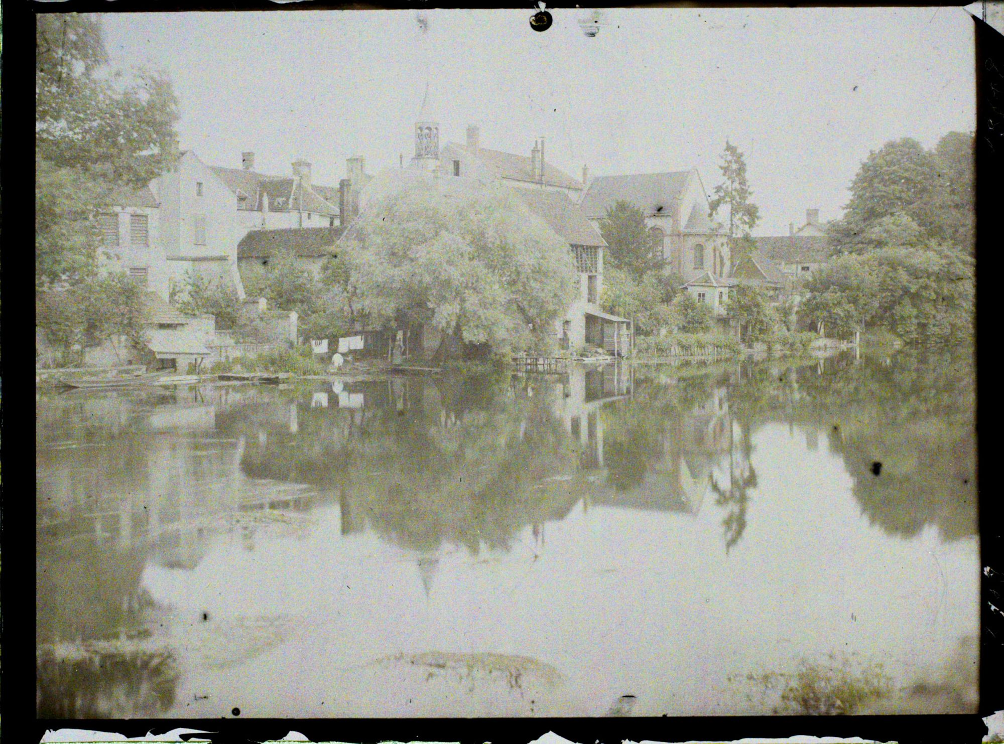 Image représentant France, Nemours, Les rives du Loing