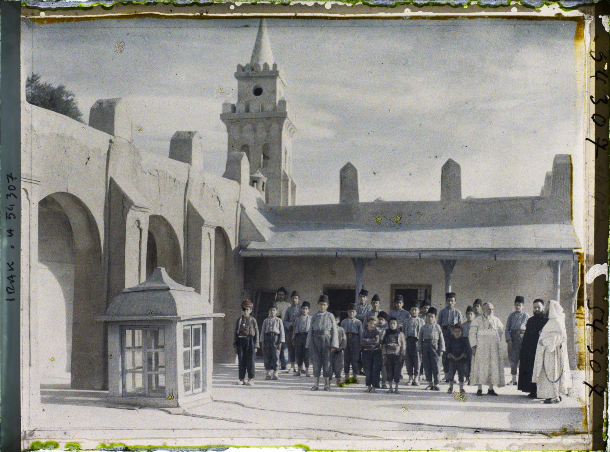 Image représentant Elèves instituteurs des pères dominicains