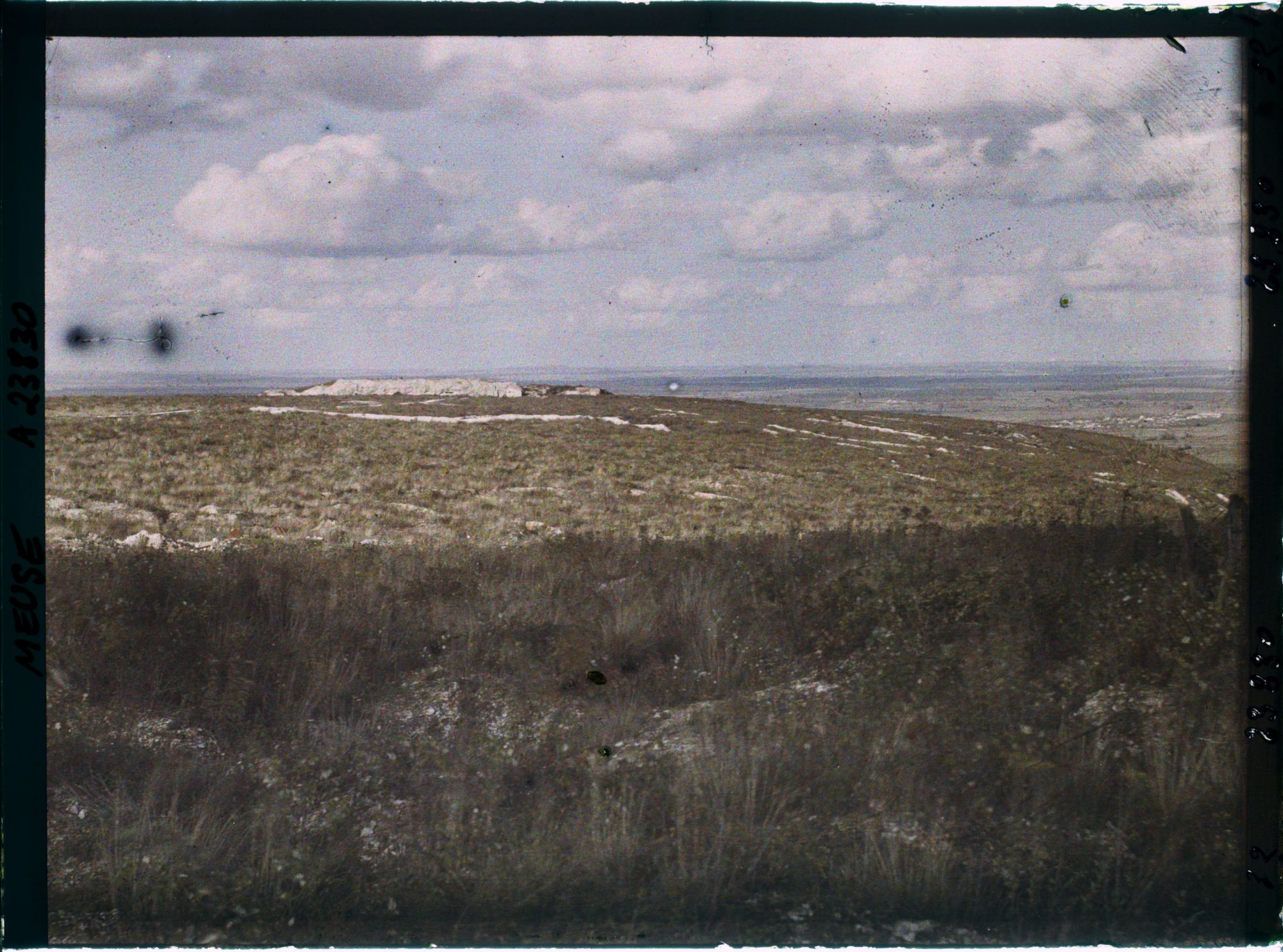 Image représentant France, Fort de Vaux, Le fort de Vaux, vue prise vers le Nord-Est