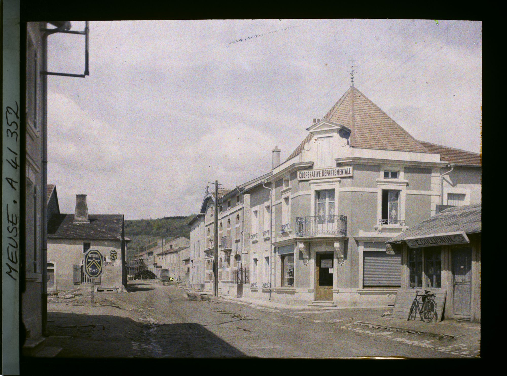 Image représentant France, Vigneulles (Woëvre), Reconstructions