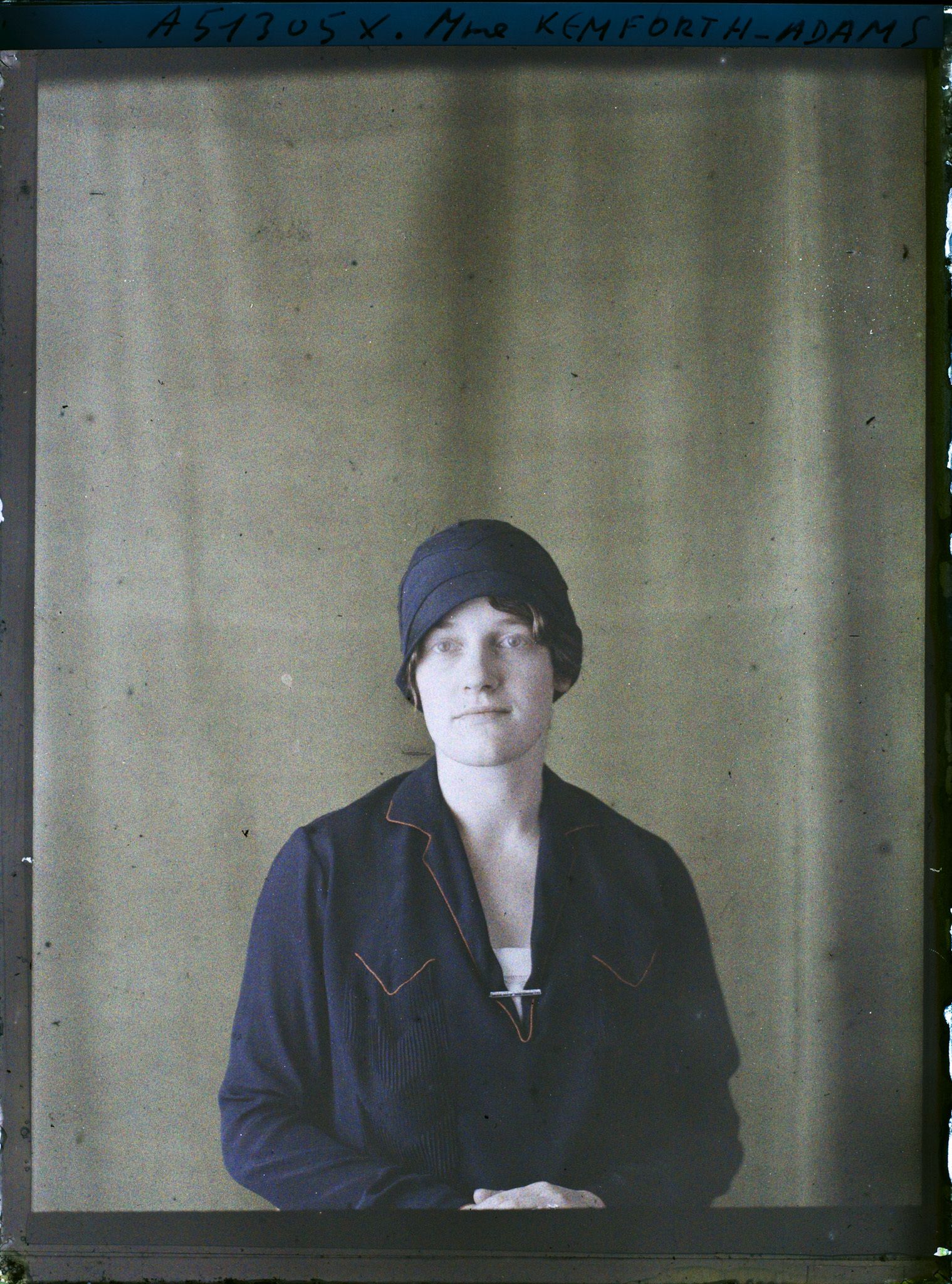 Image représentant https://musee-albert-kahn.s-museum.fr/home/NWQ2OTAwYzNmYjZlZTk1ZWQwODJmMjY4L2dlbmVyaWMtbm90aWNlLXRhYi9hdXRob3JpdHkvNjE3YTc5ZjVjZjhiODk2OGIzMzM3ZDIx/5d6900c3fb6ee95ed082f268/generic-notice-tab/authority/617a79ebcf8b8968b3337070 Madame Kemforth Adams