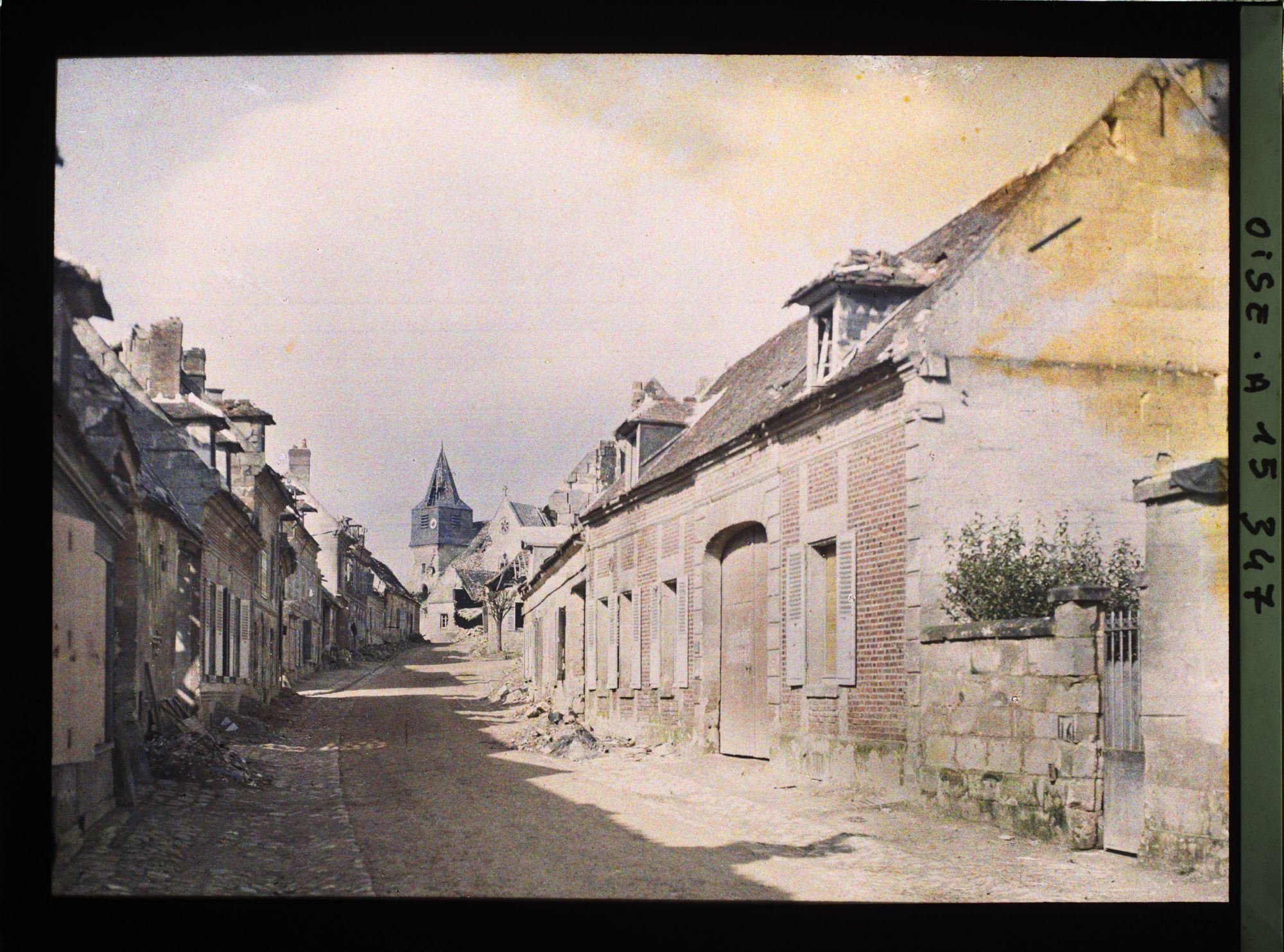 Image représentant France, Elincourt Ste Marguerite, Guerre La Gde rue d'Elincourt Ste Marguerite (Est)