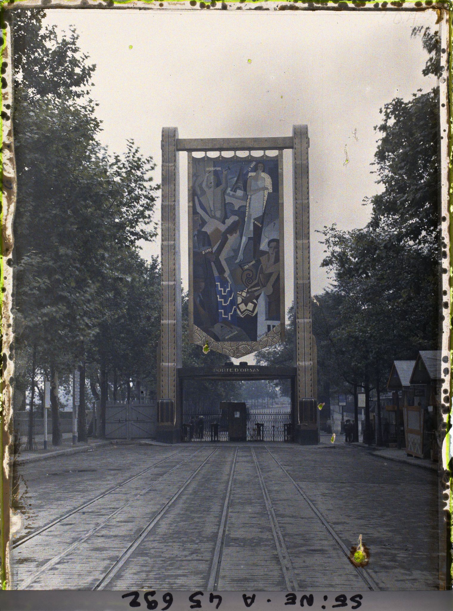 Image représentant L'Exposition des arts décoratifs, la Porte d'Orsay