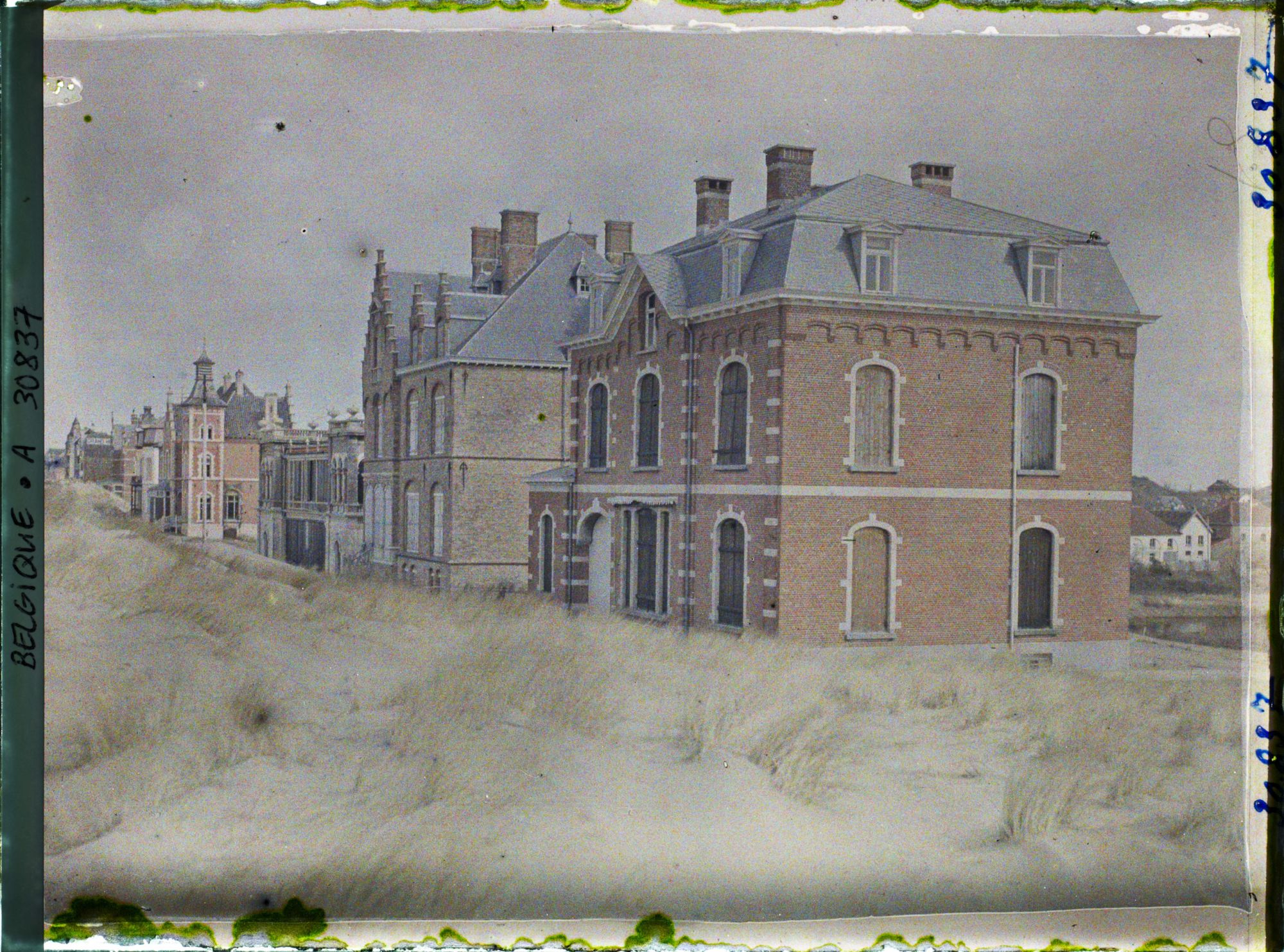 Image représentant Belgique, La Panne, Groupe des 3 Villas occupées par le Roi Albert et son Etat- Major