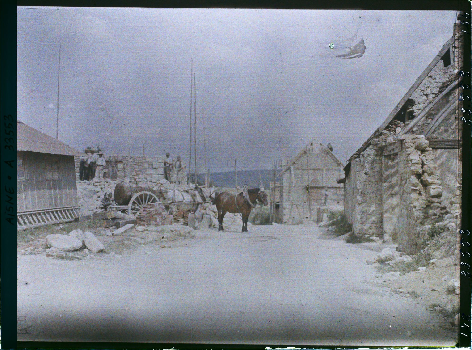 Image représentant France, Jumigny, Scène de reconstruction