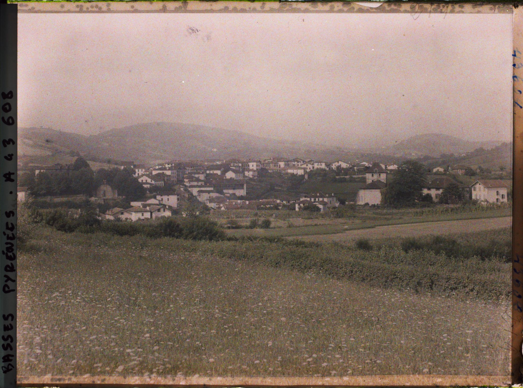 Image représentant France, Espelette, Vue générale