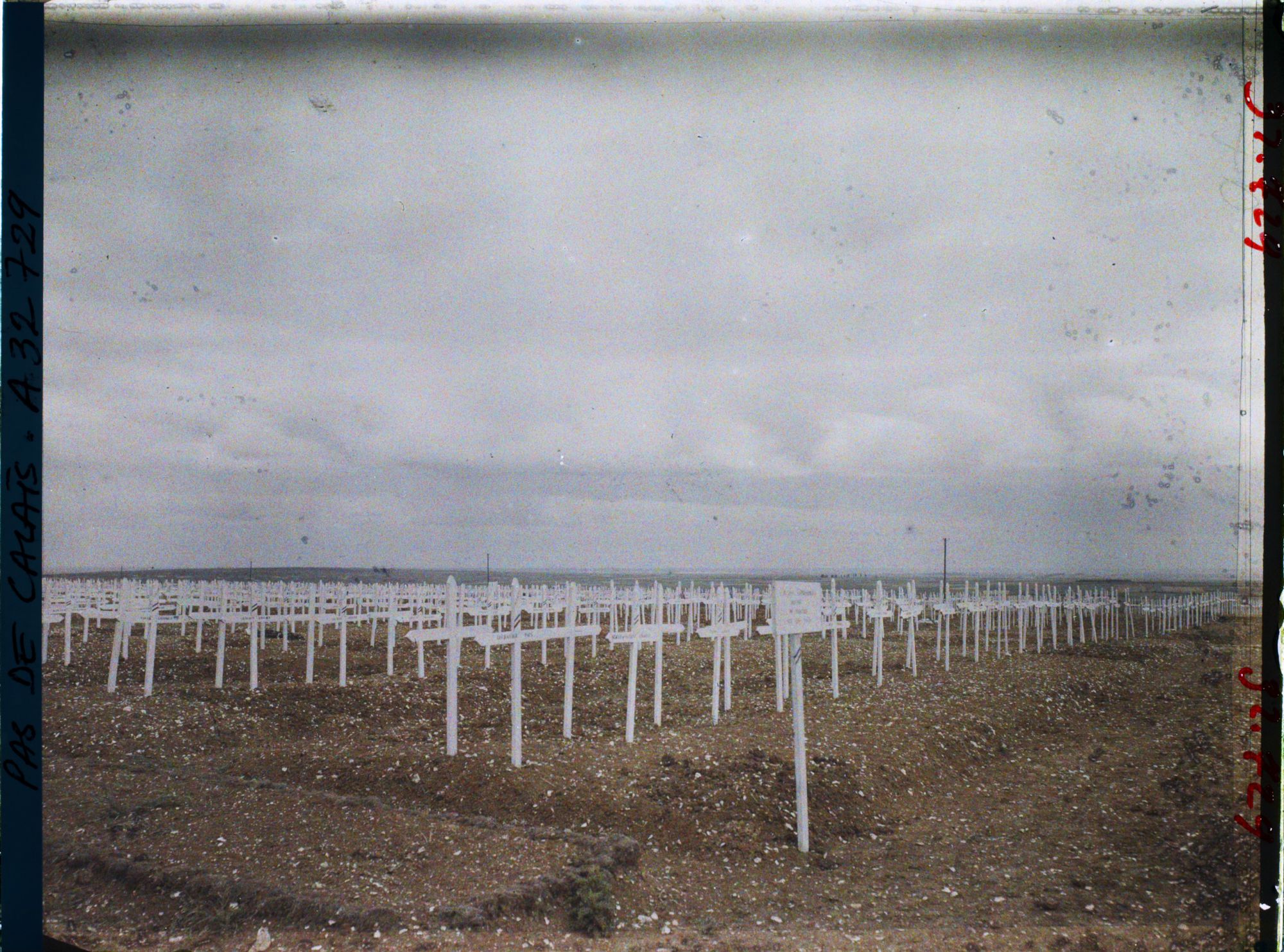 Image représentant France, Ablain St Nazaire, Autre aspect du cimetière