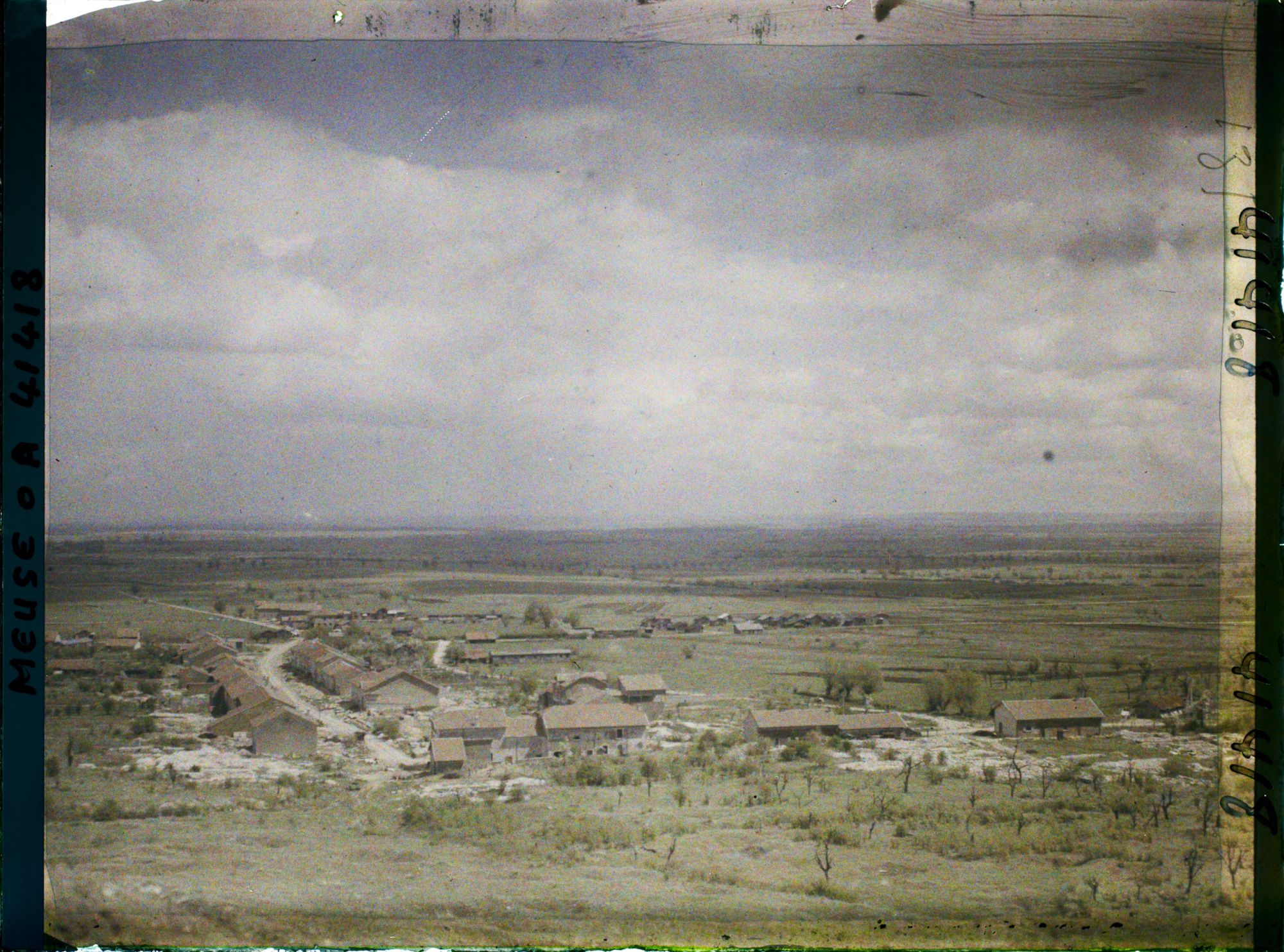 Image représentant France, Combres, Panorama du Village