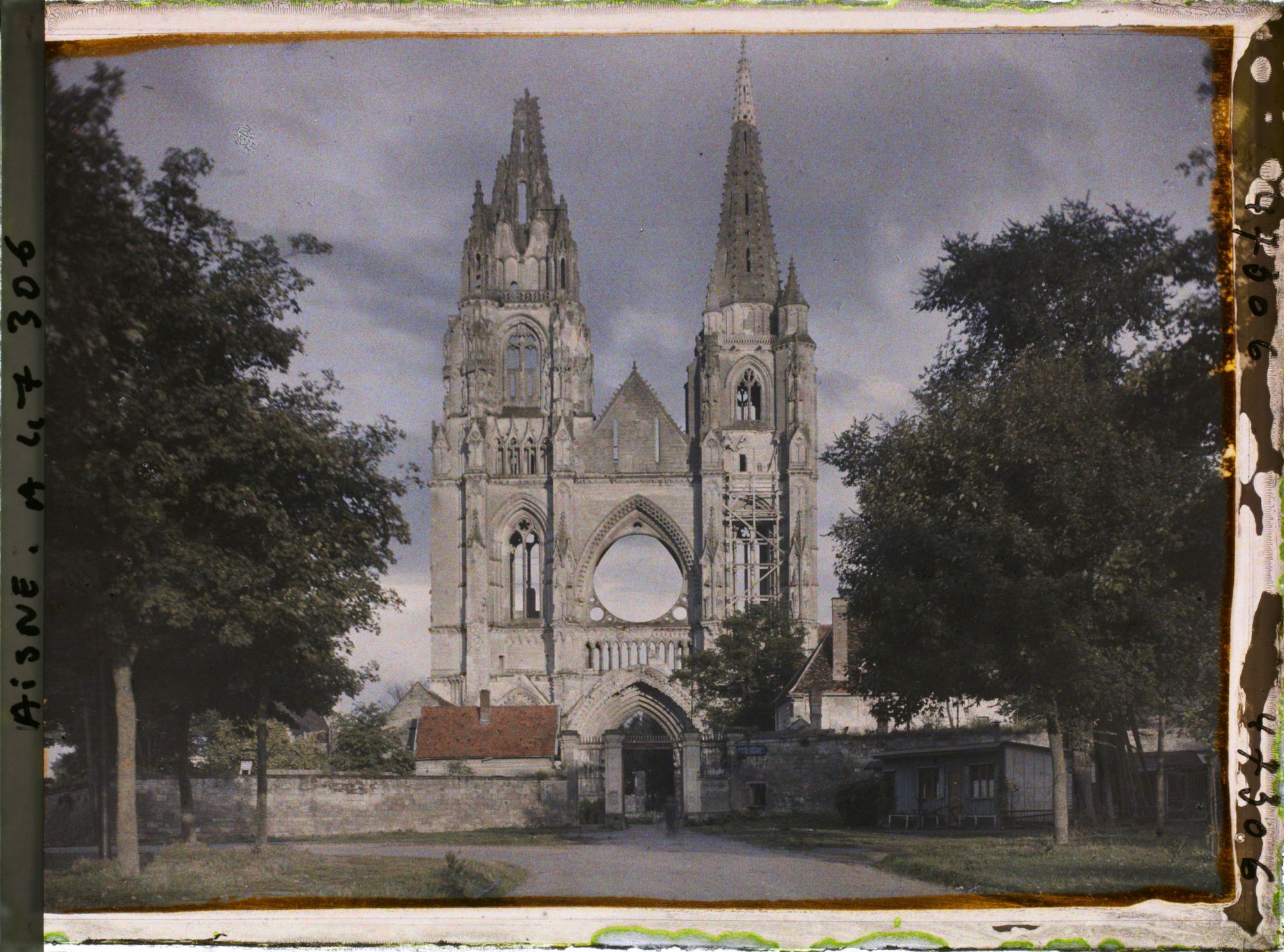 Image représentant France, Soissons, St Jean des Vignes, le soir  (4)