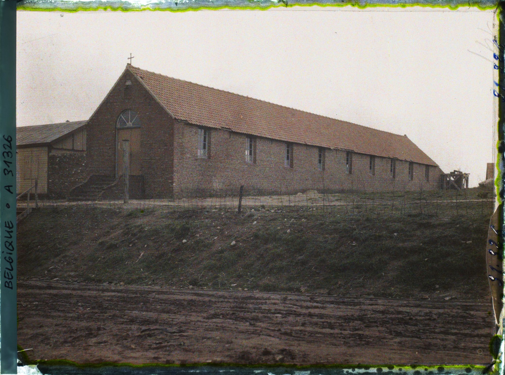 Image représentant Belgique, Wytschaete, Eglise provisoire