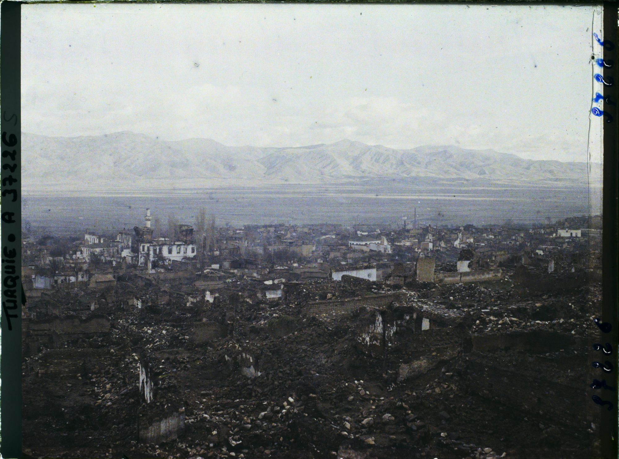 Image représentant Turquie, Alacheir, Vue générale vers les montagnes de Koula
