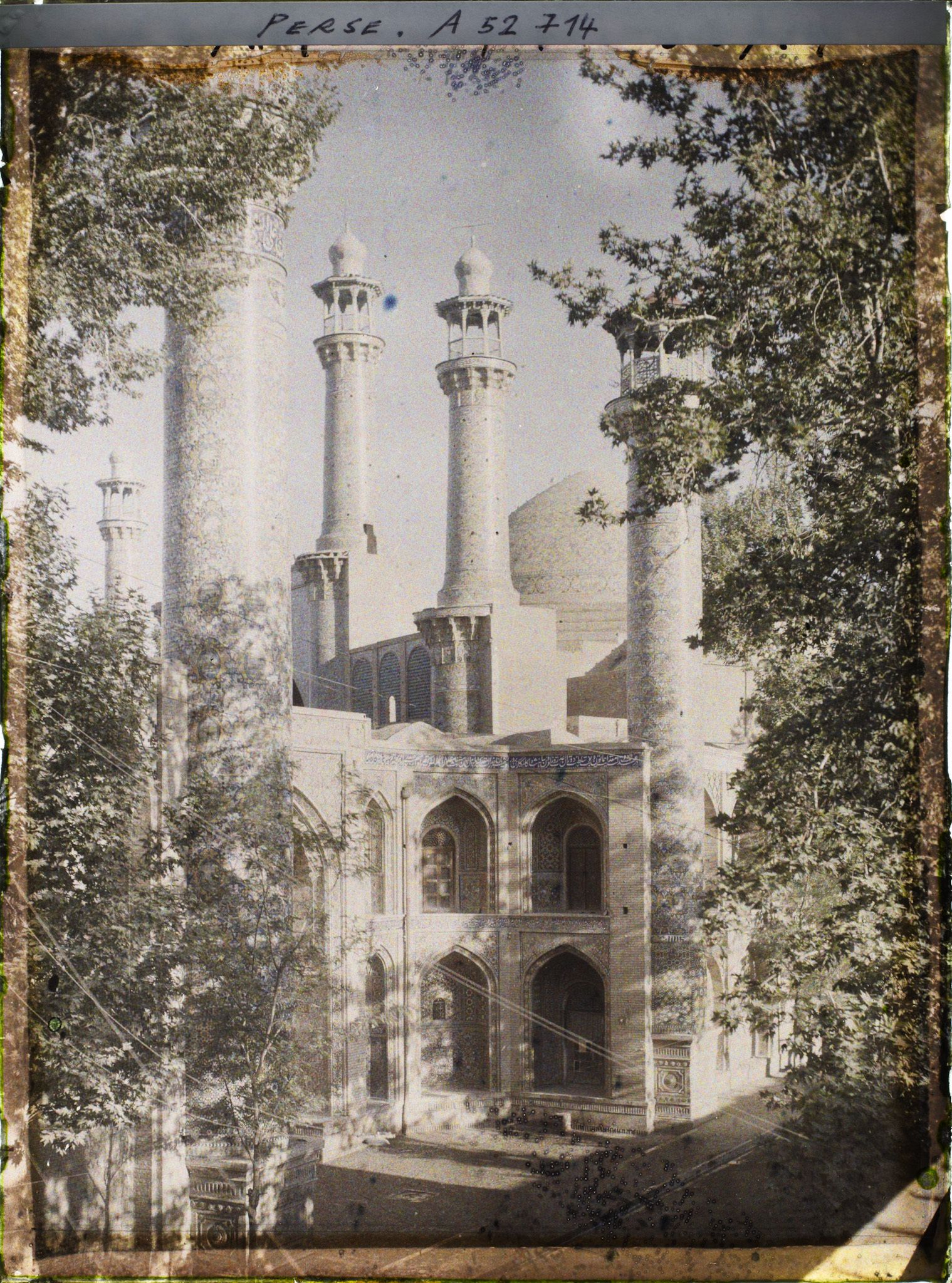 Image représentant La mosquée Sepahsalar (Madreseh e Motahari)