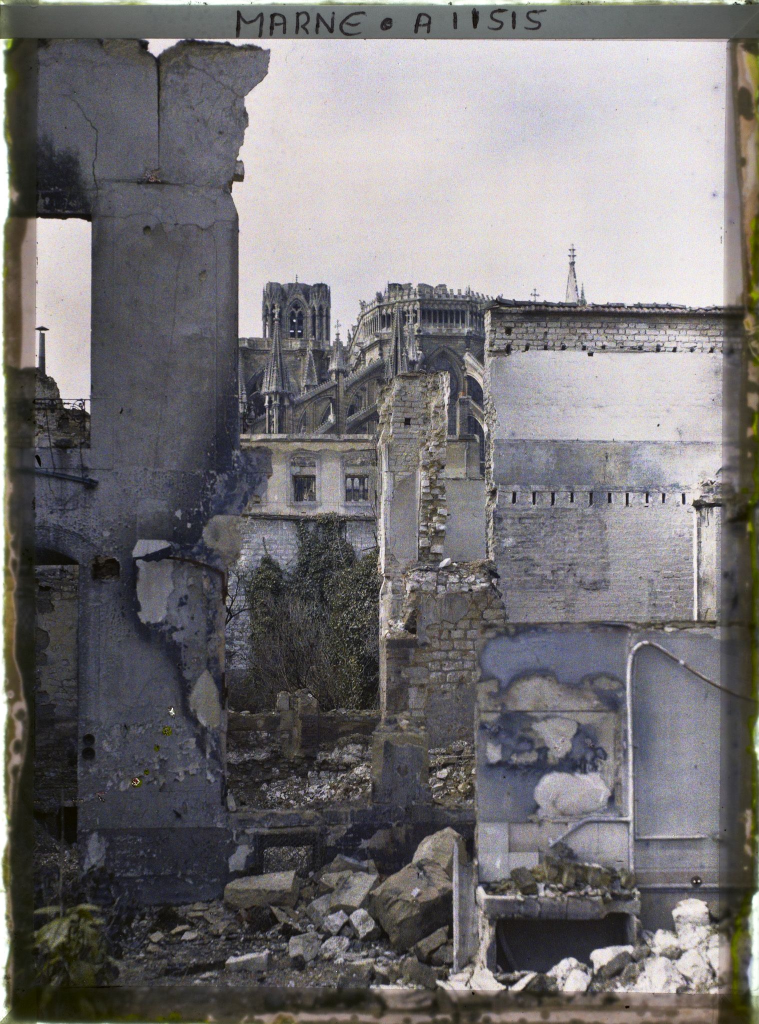 Image représentant Ruines d'une maison, rue Saint-Symphorien