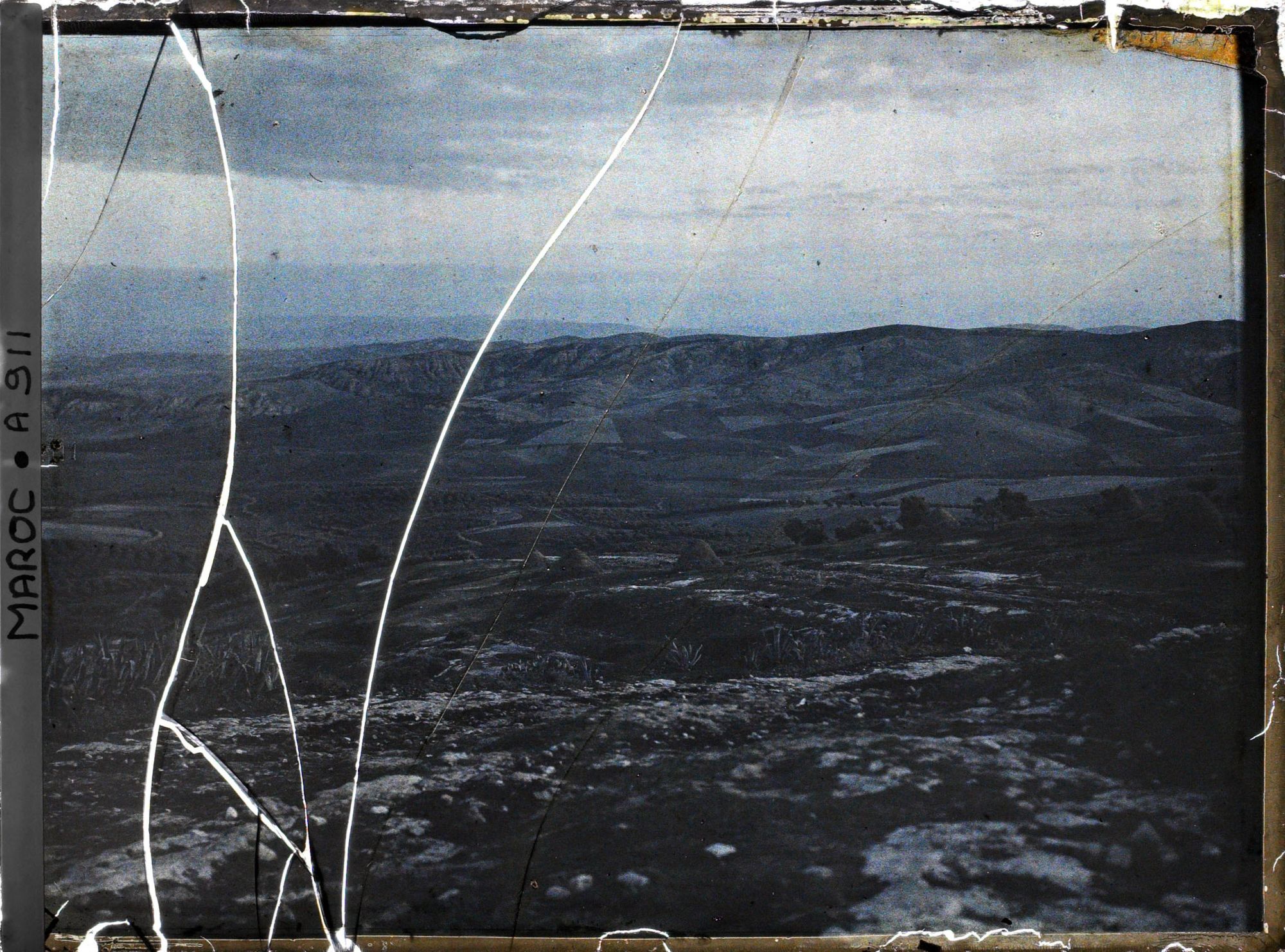 Image représentant Vue d'une plaine au lever du jour, à proximité de Beni Amar