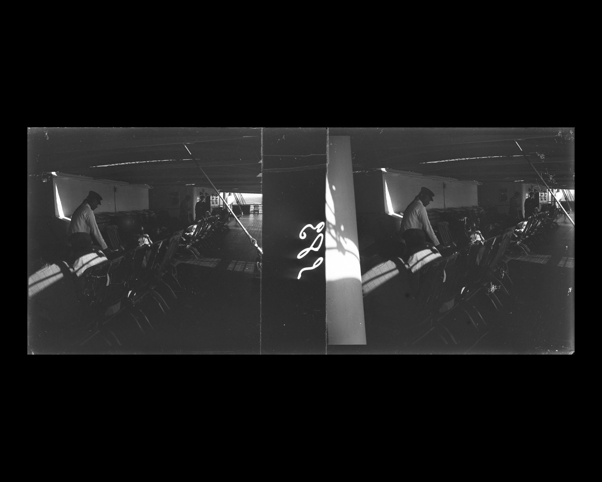 Image représentant Le pont supérieur des passagers des 1eres classes