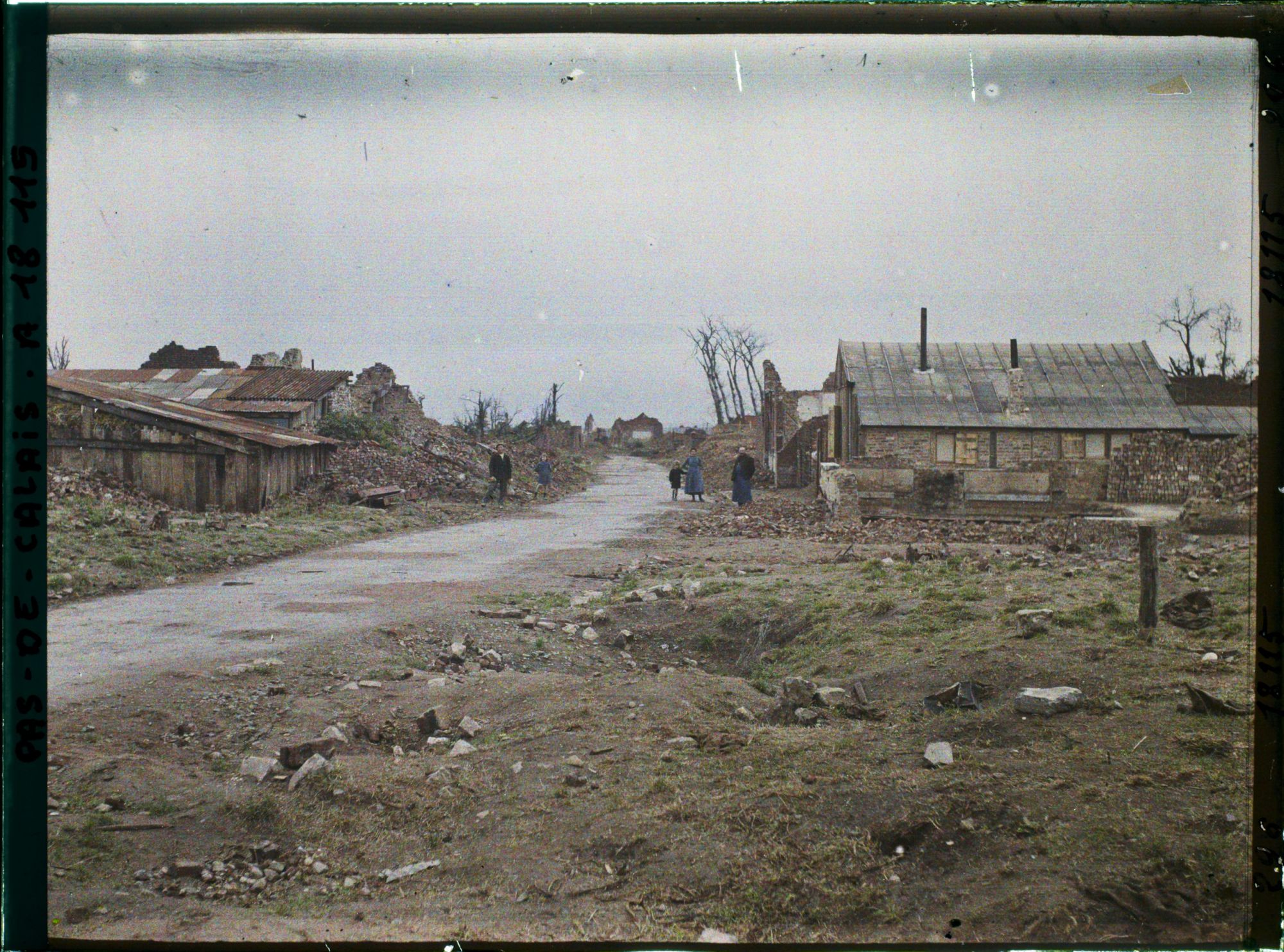 Image représentant France, Méricourt, La rue principale vue vers Douai