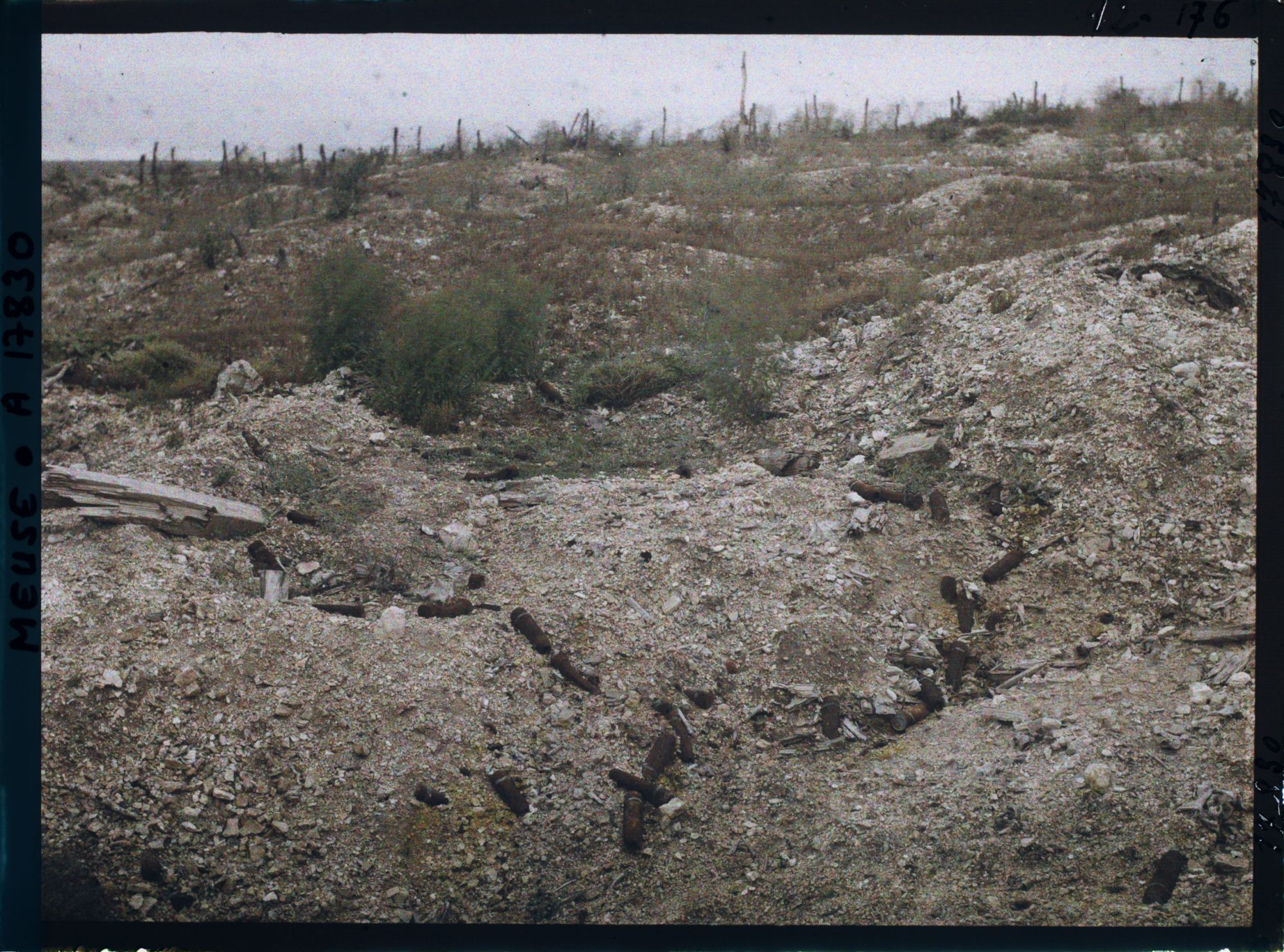 Image représentant France, Haudremont Carrières, Obus non éclatés