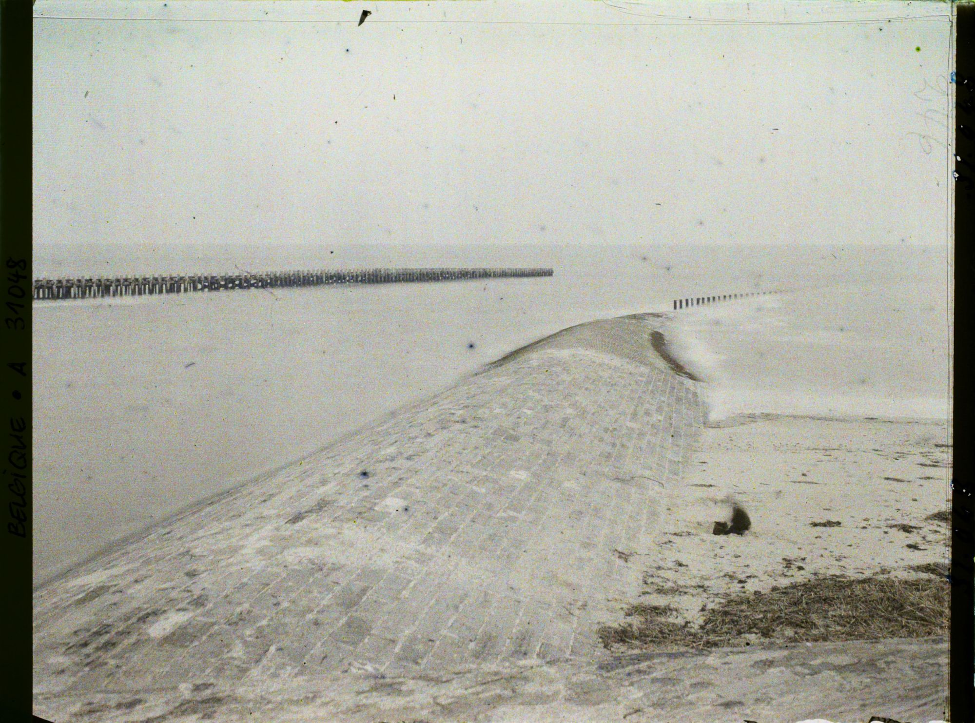 Image représentant Belgique, Zeebrugge, Sortie du Canal Léopold