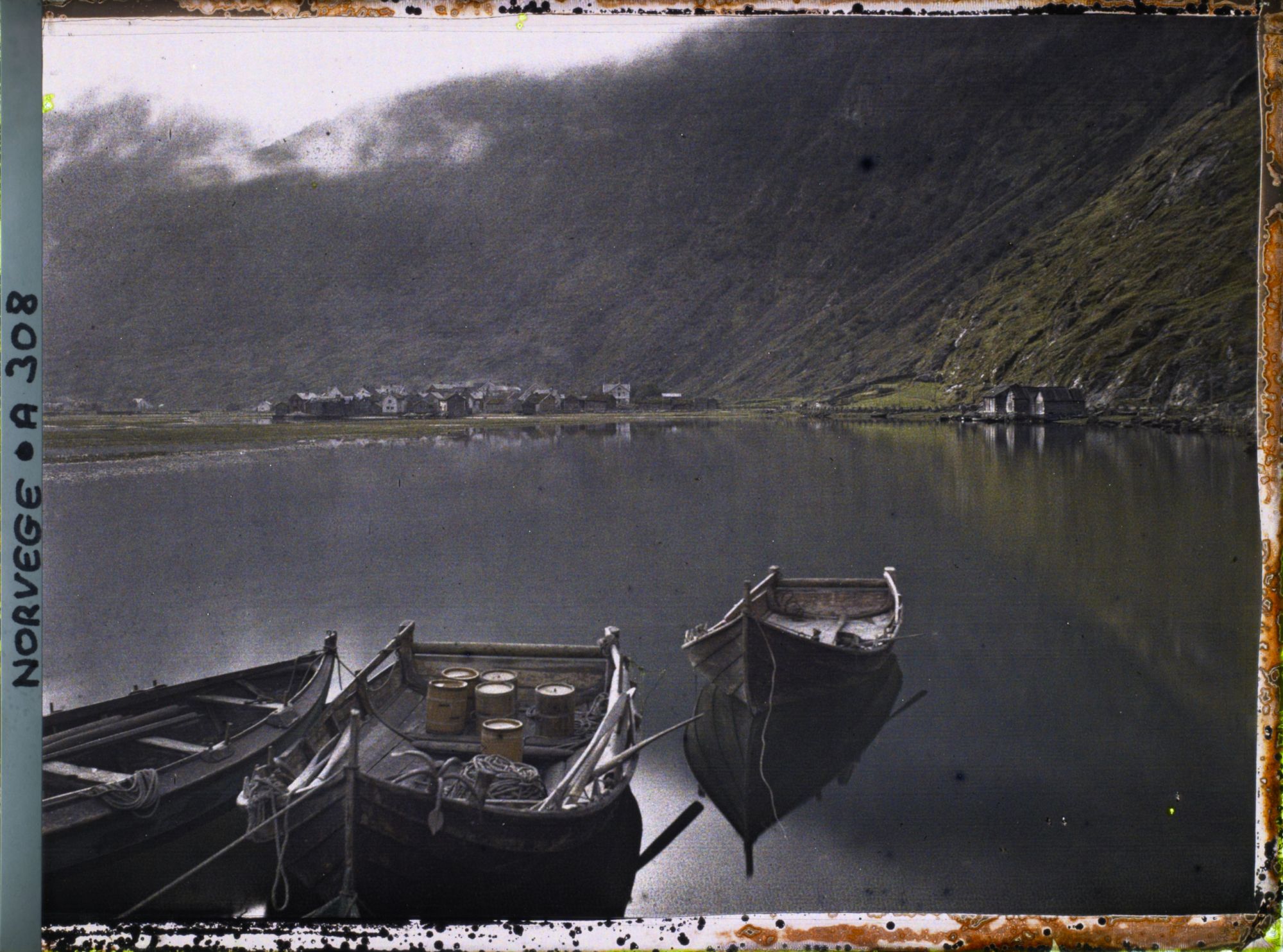 Image représentant Panorama du village et du Noeröfjord